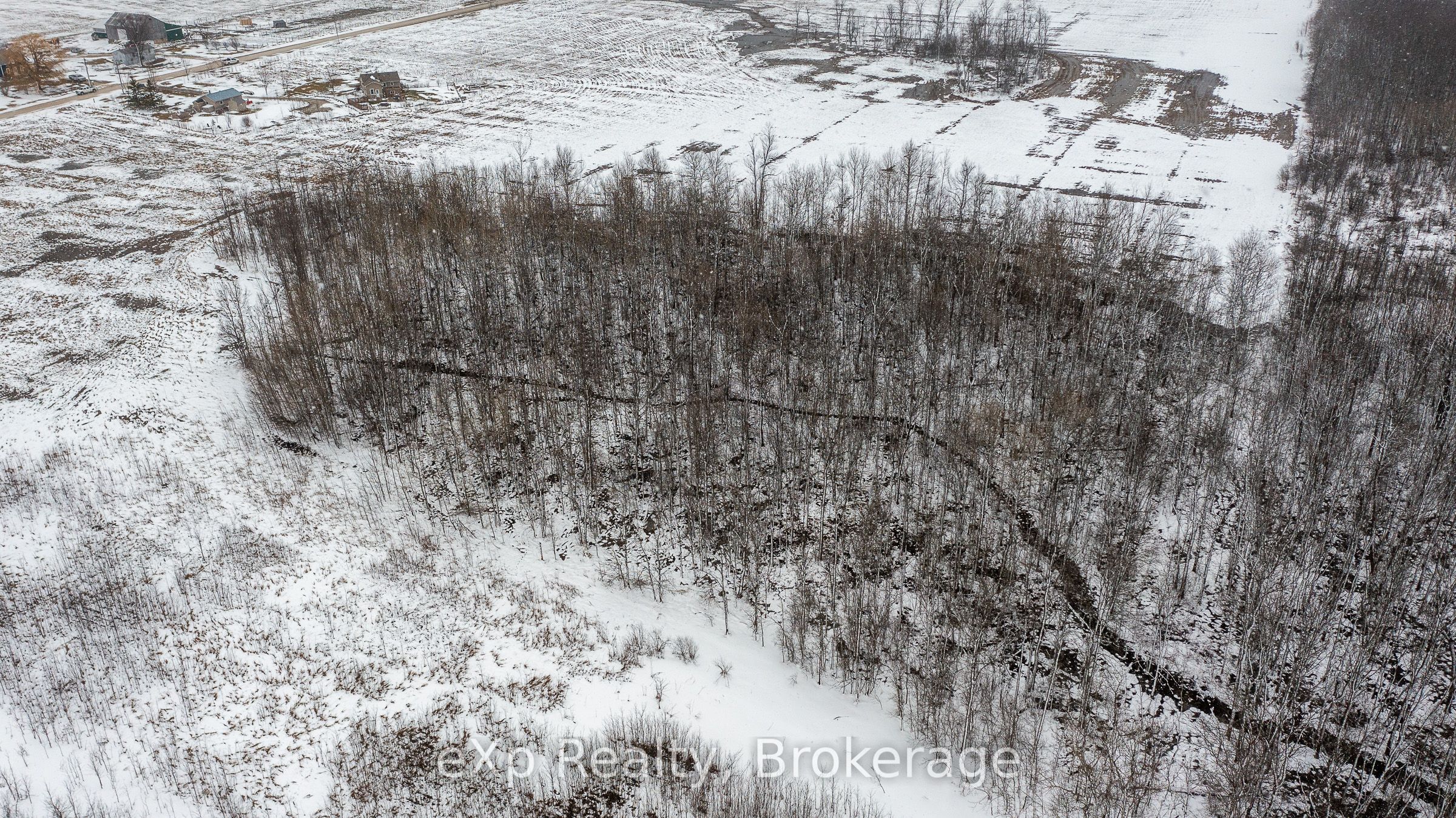 324588 27 Sideroad Property Photo 44