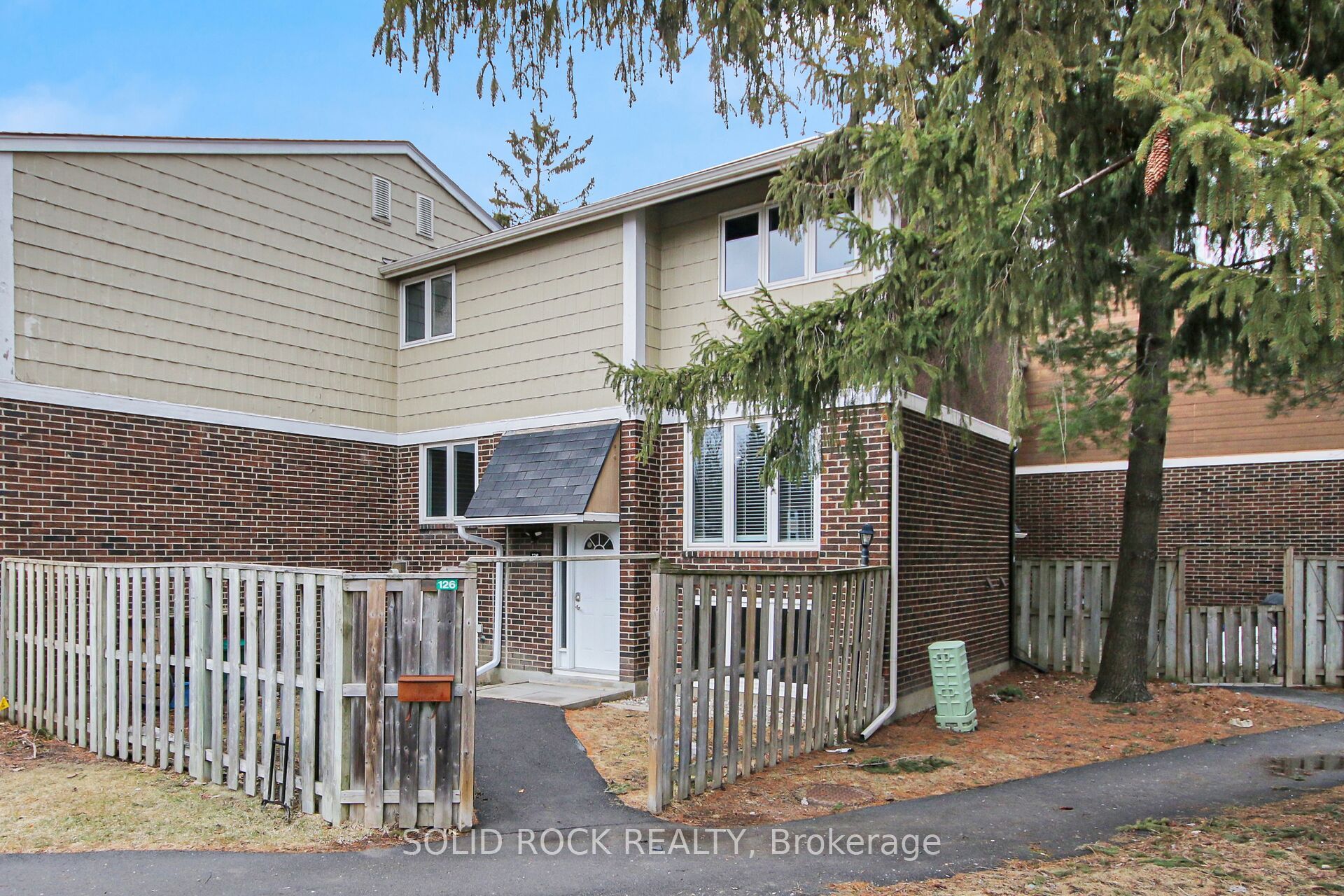 #53 - 126 Salter Crescent Property Photo 2