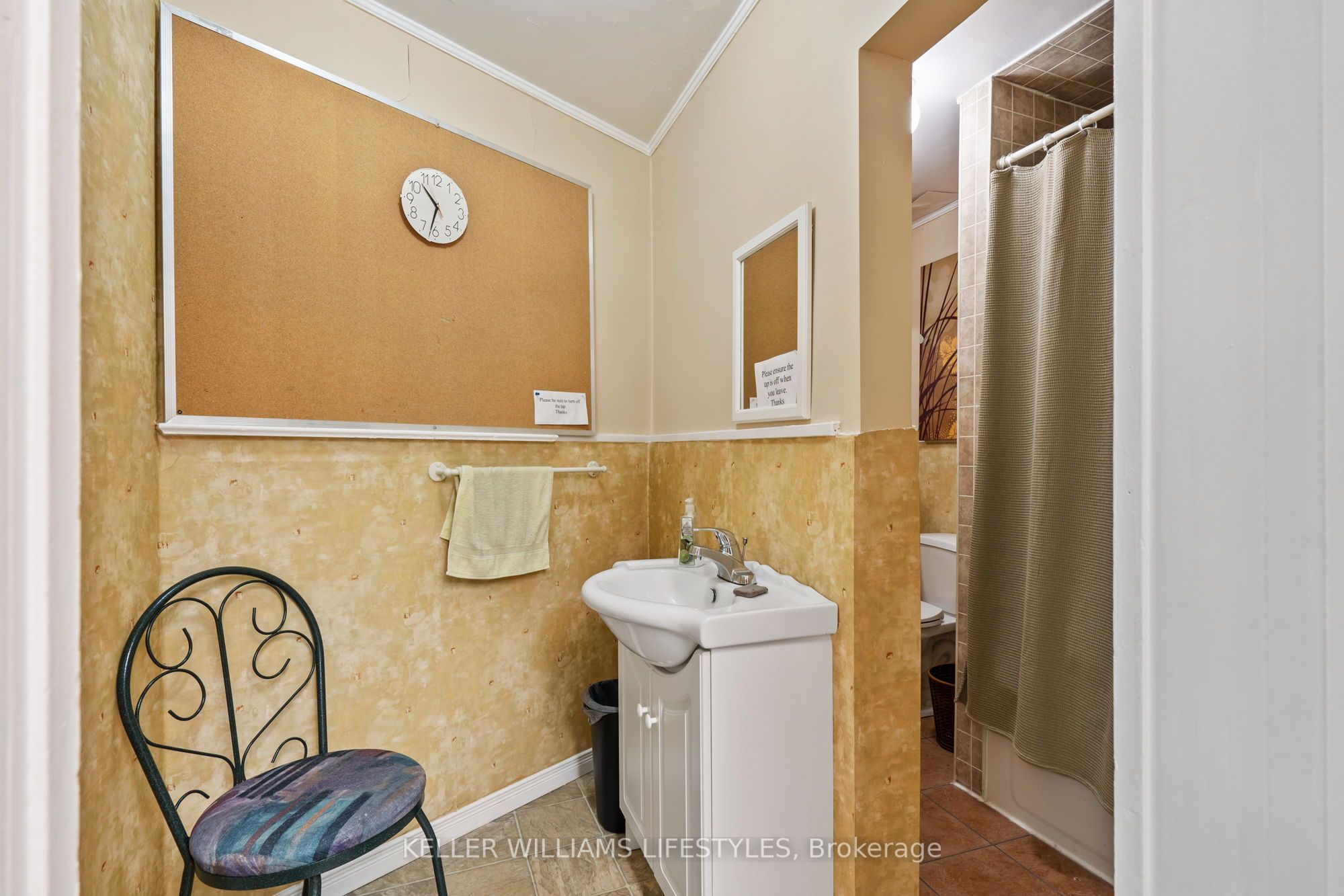 239 Hamilton Road Property Photo 7
