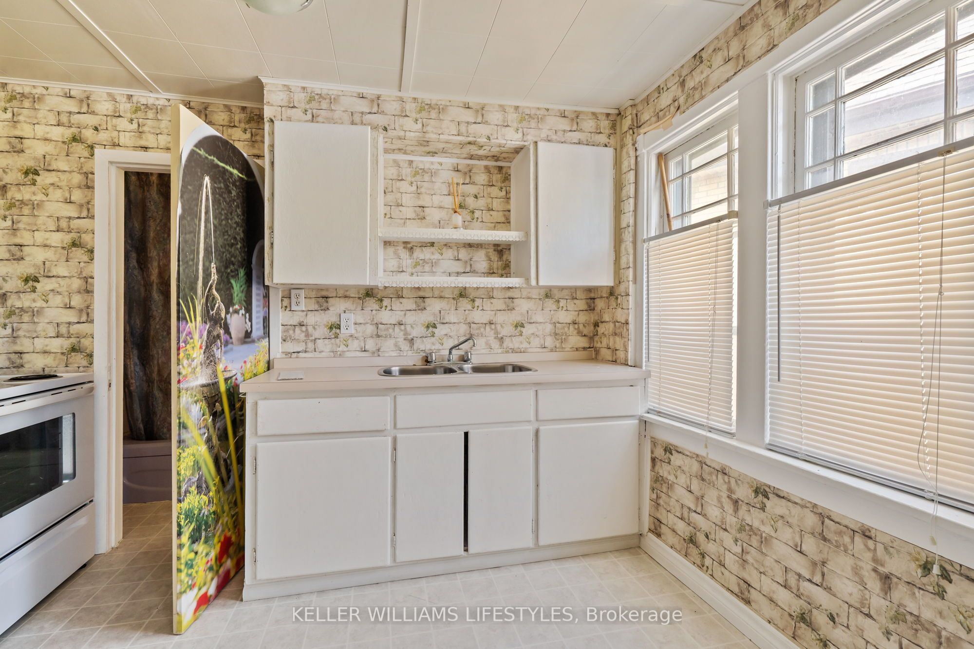 239 Hamilton Road Property Photo 13