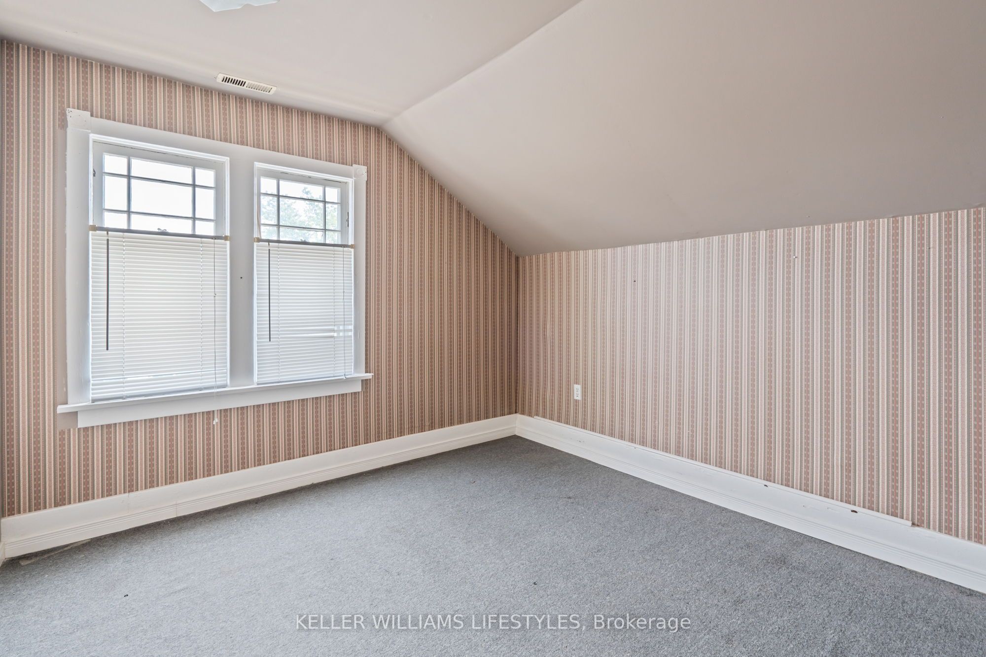 239 Hamilton Road Property Photo 15