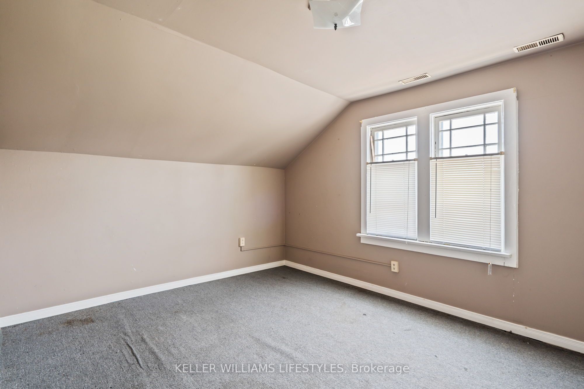 239 Hamilton Road Property Photo 17