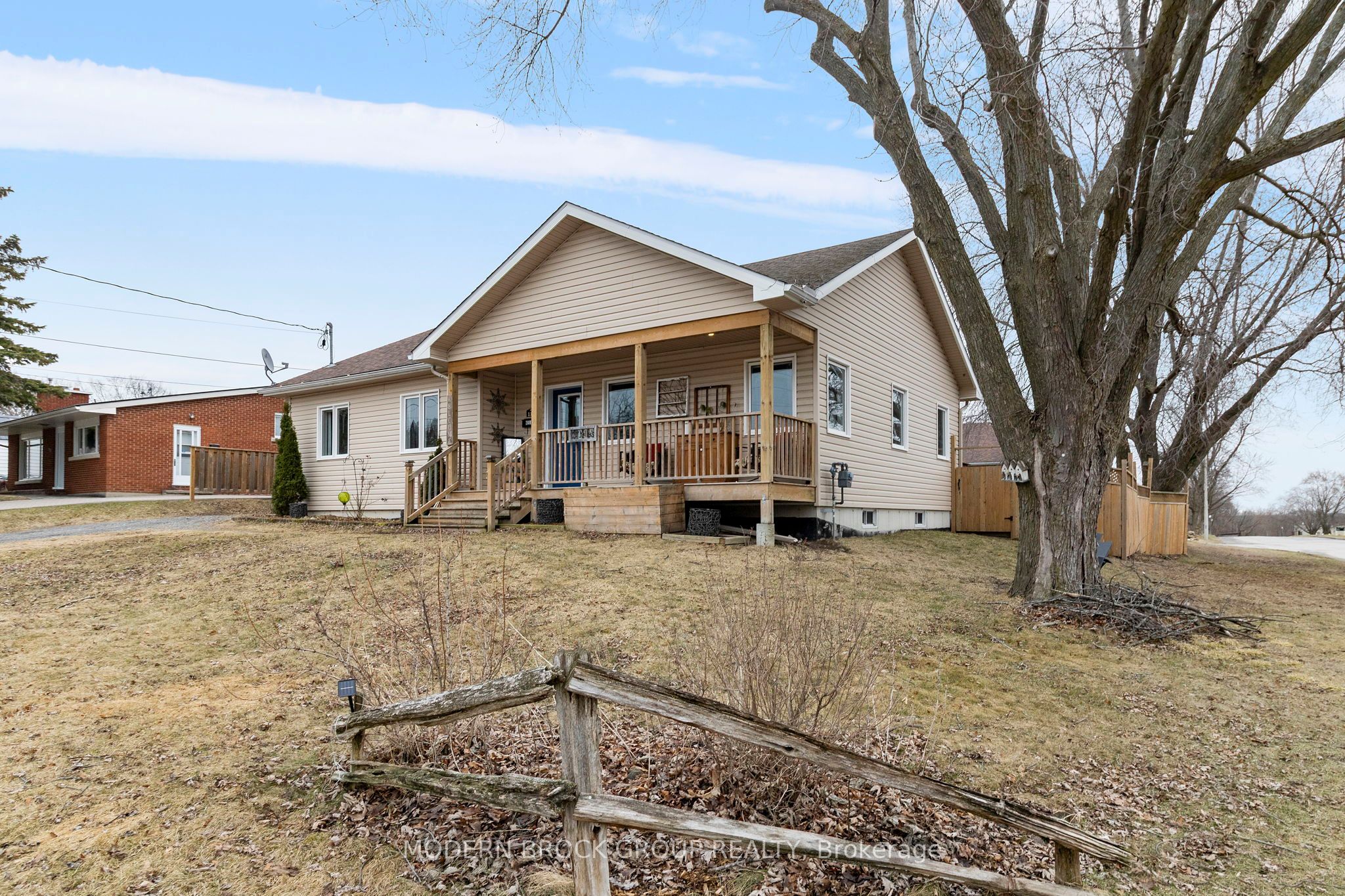 115 Schofield Avenue Property Photo 2