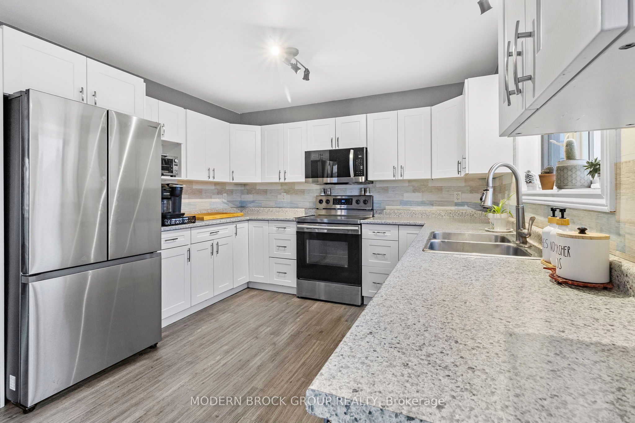 115 Schofield Avenue Property Photo 18