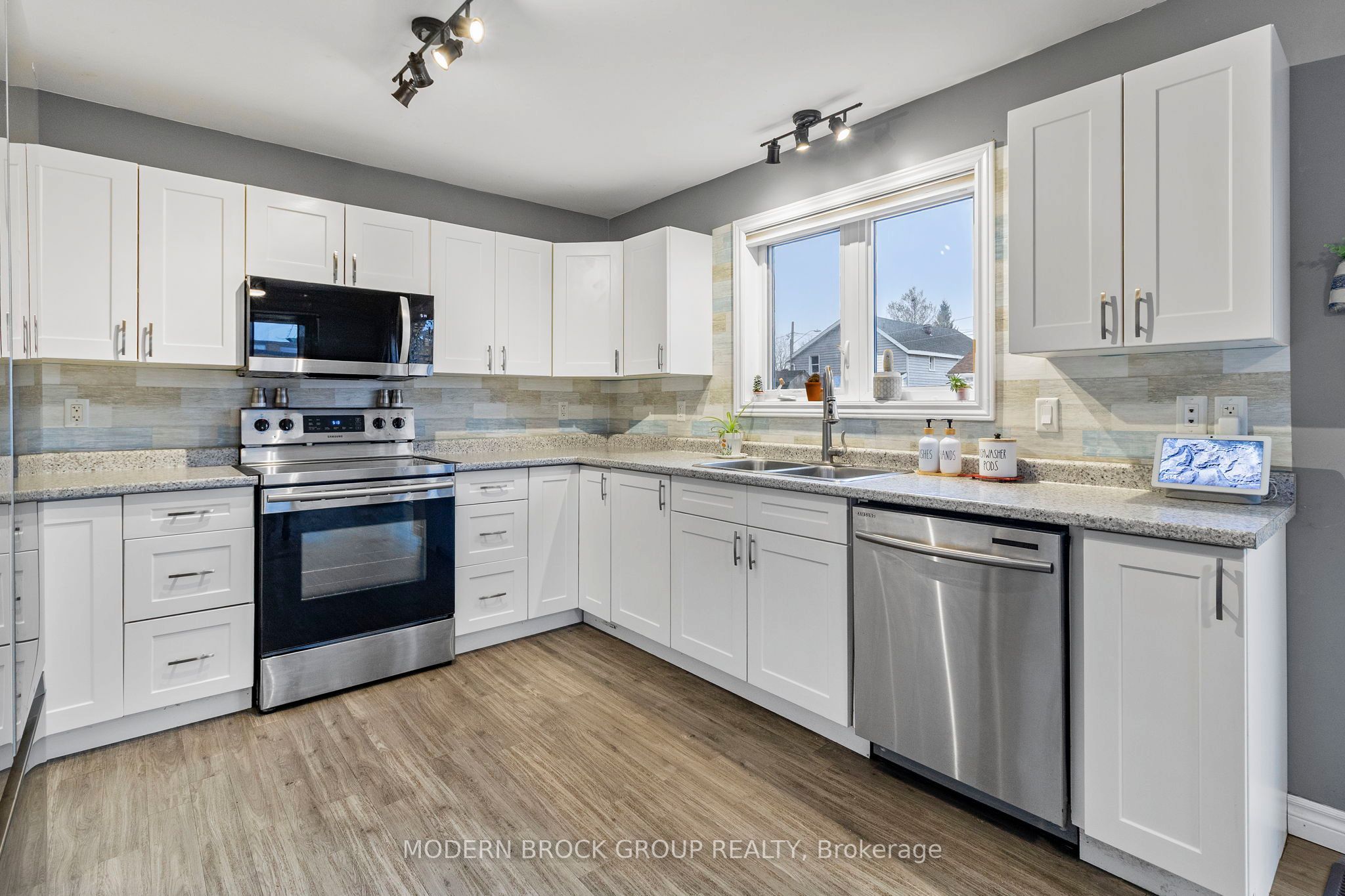 115 Schofield Avenue Property Photo 19
