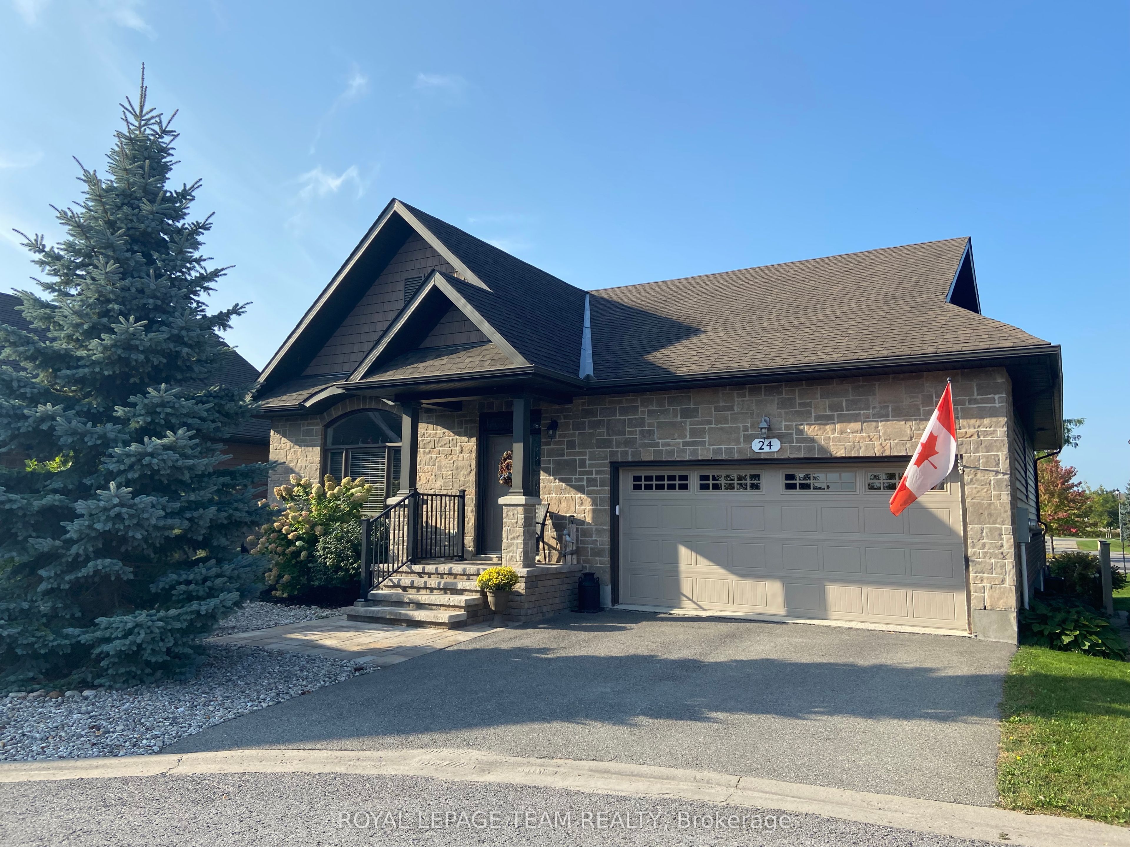 24 Magnolia Way Property Photo