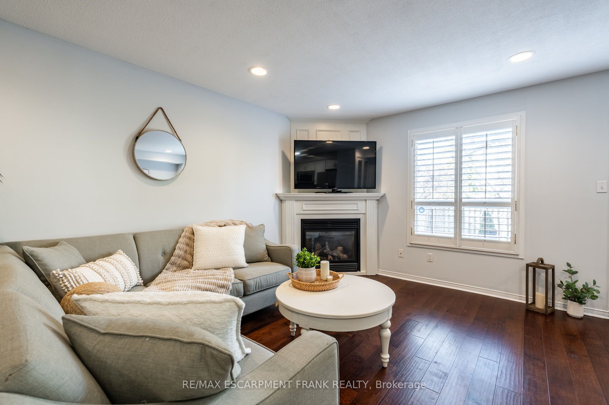 83 Foxborough Drive Property Photo 9