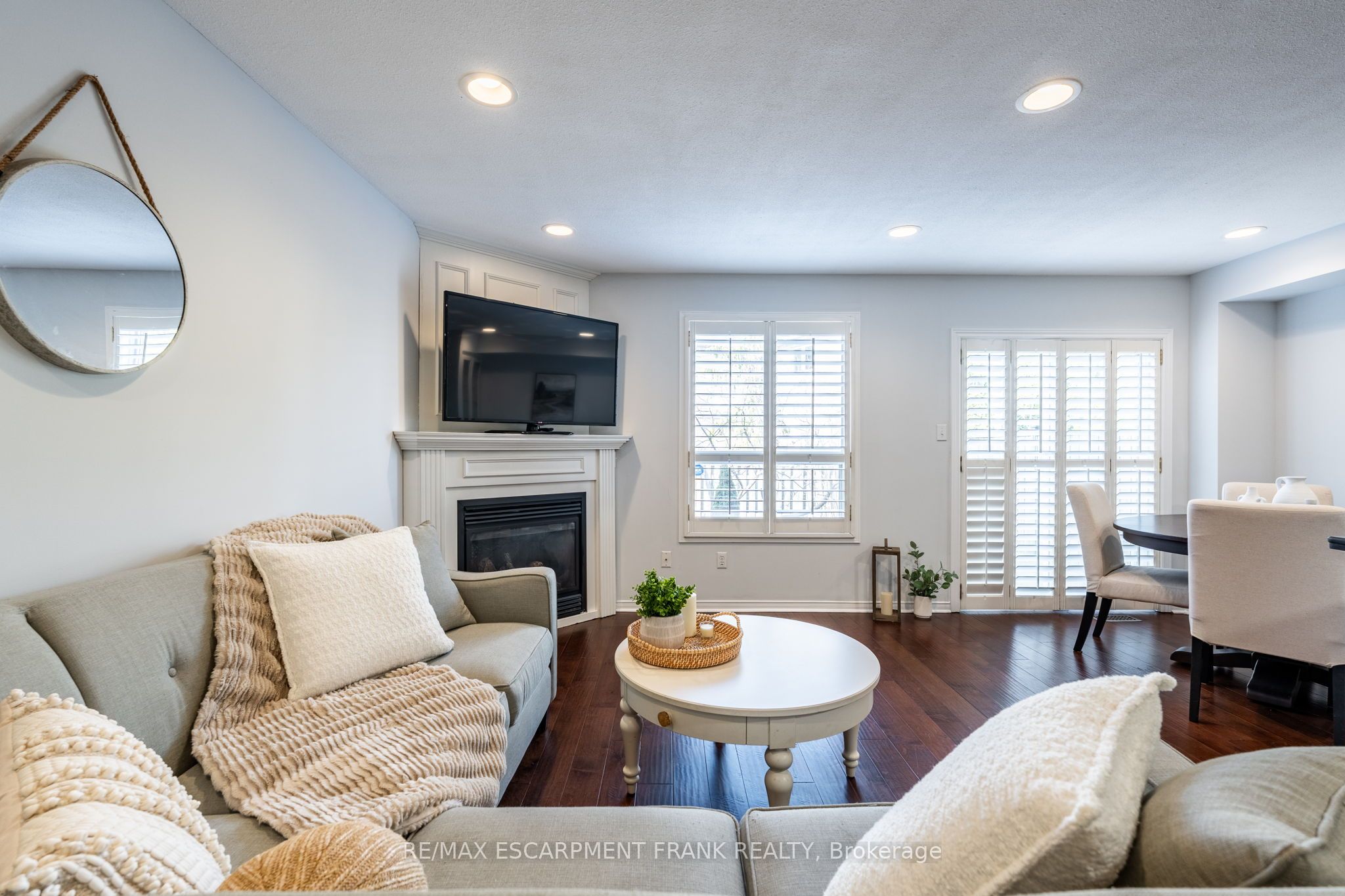 83 Foxborough Drive Property Photo 14
