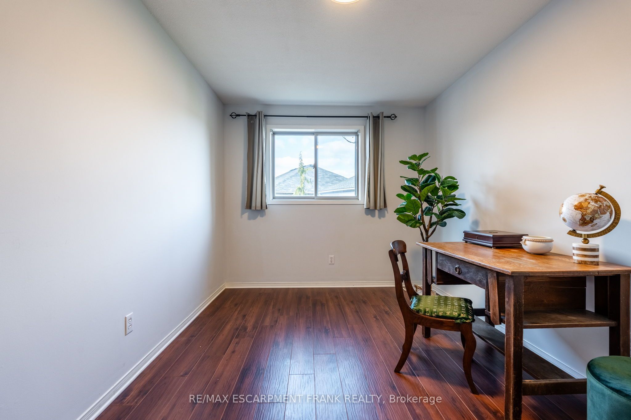 83 Foxborough Drive Property Photo 30