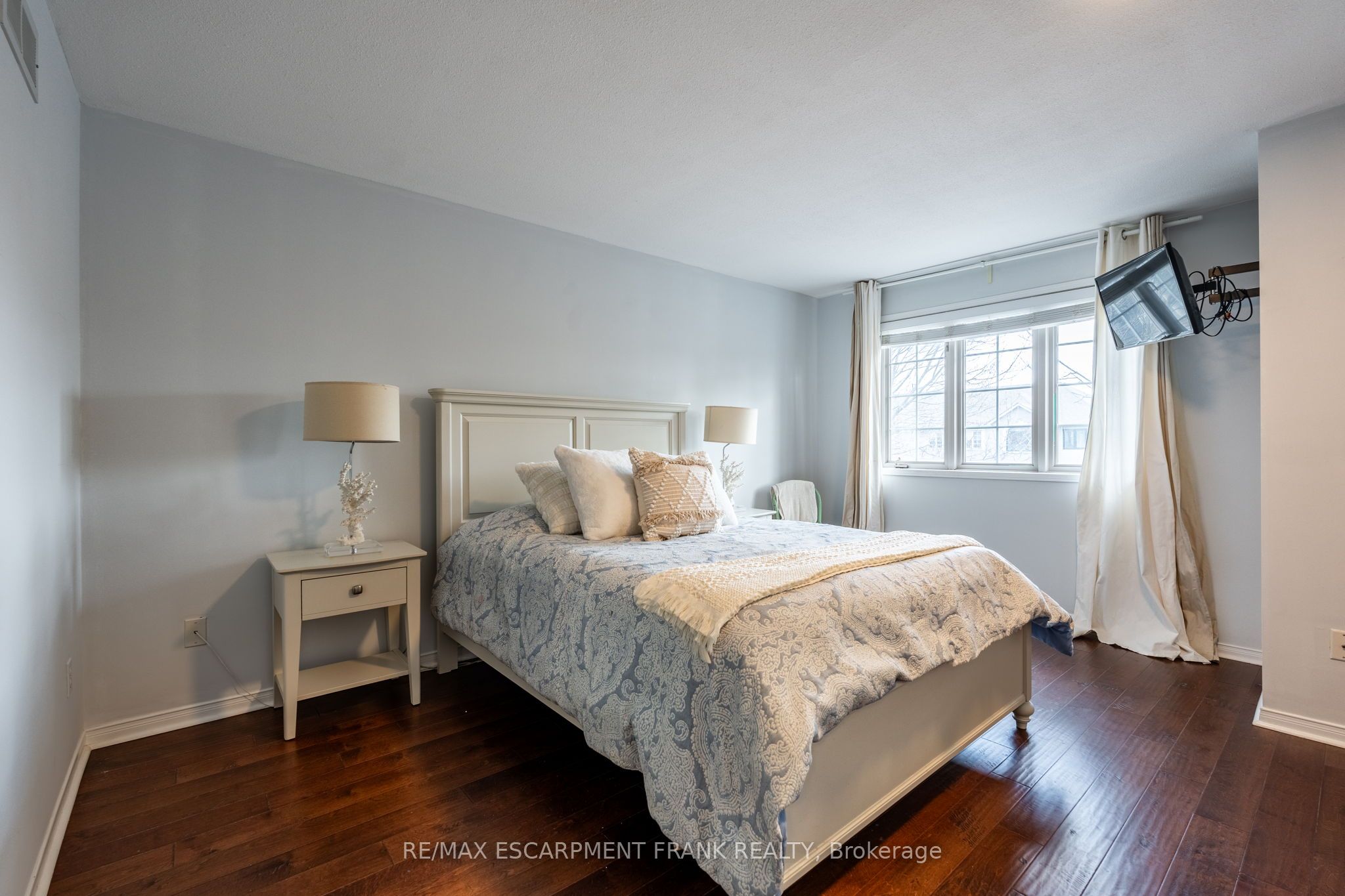 83 Foxborough Drive Property Photo 35