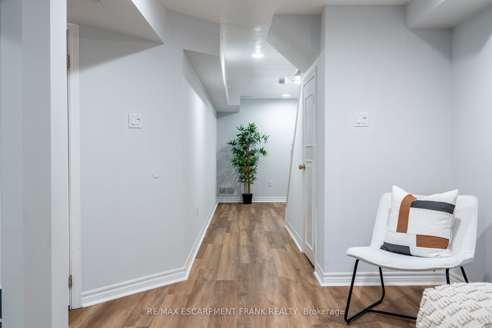 83 Foxborough Drive Property Photo 43
