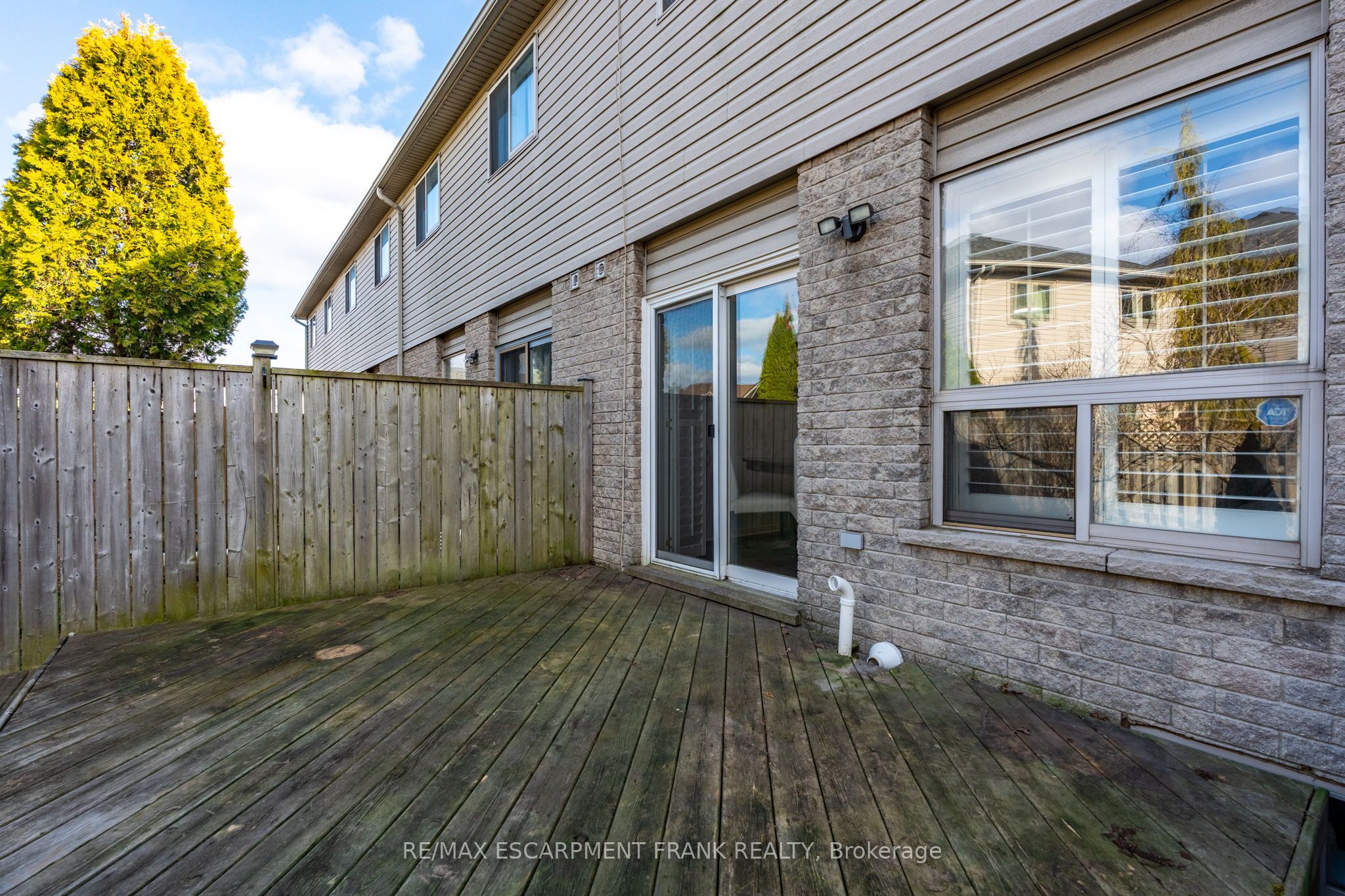 83 Foxborough Drive Property Photo 45