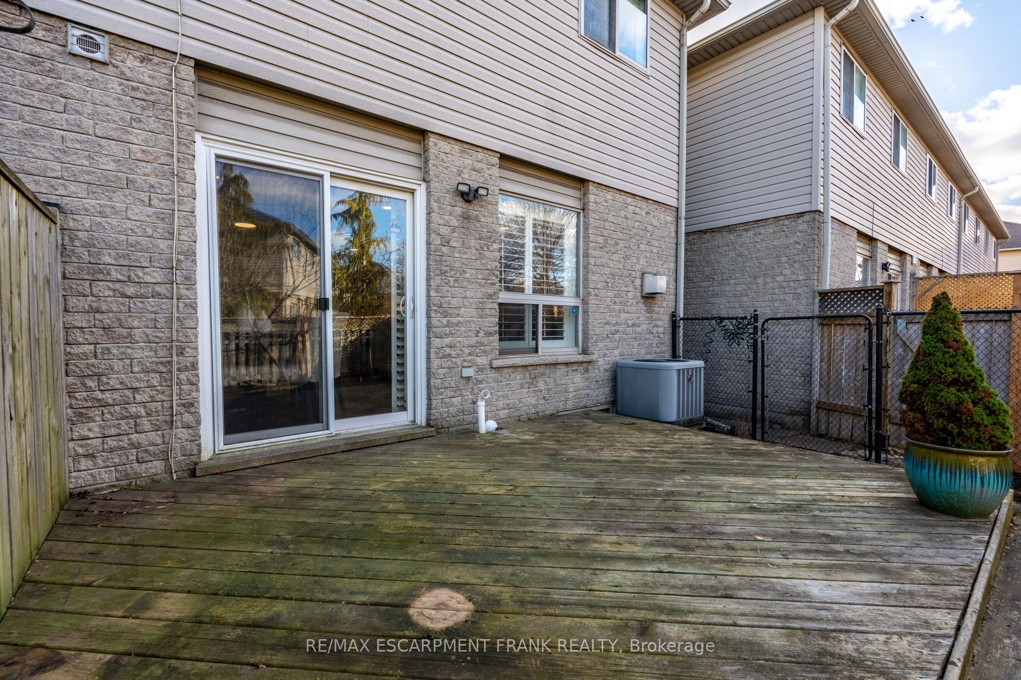 83 Foxborough Drive Property Photo 46