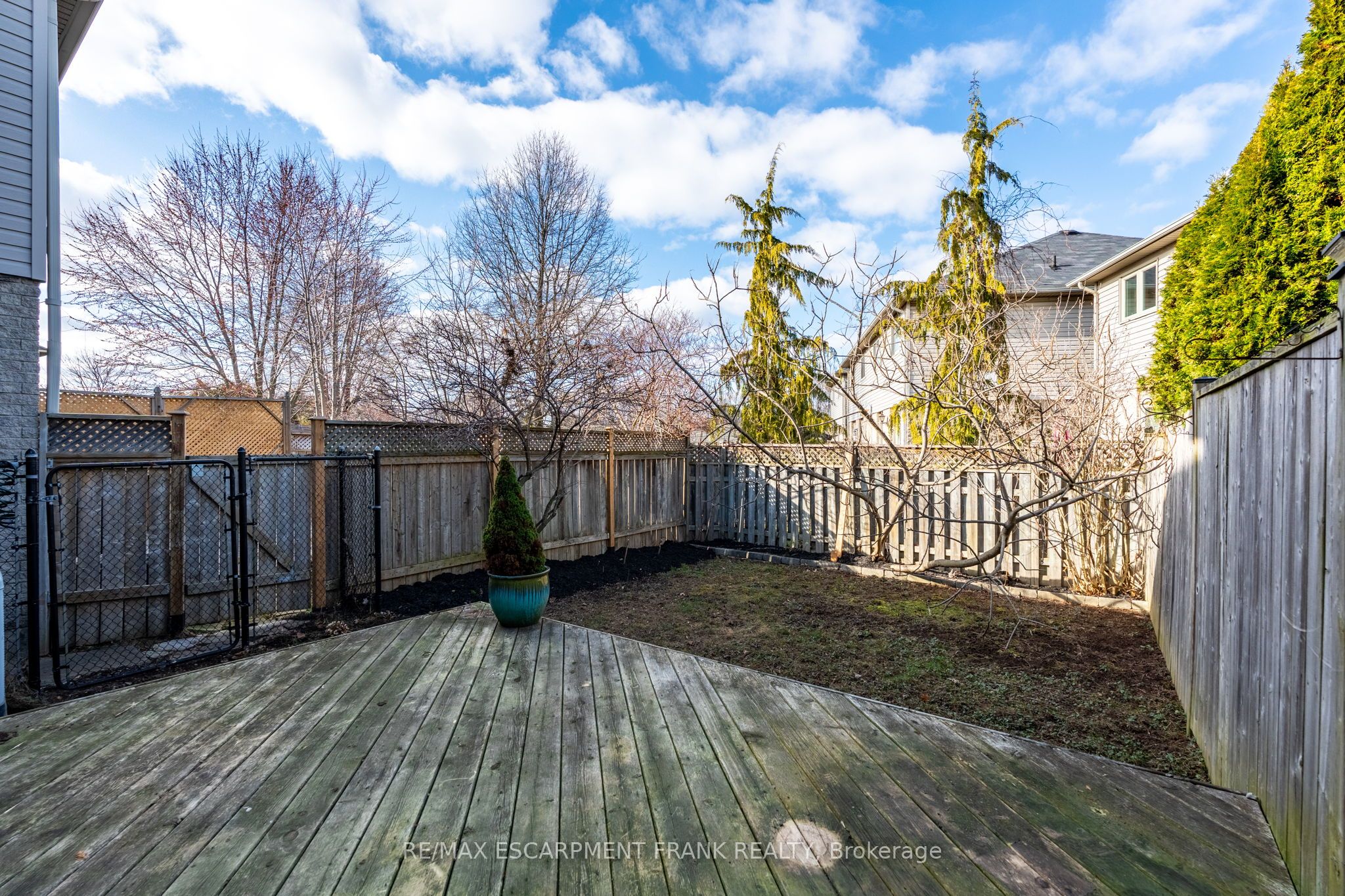 83 Foxborough Drive Property Photo 47