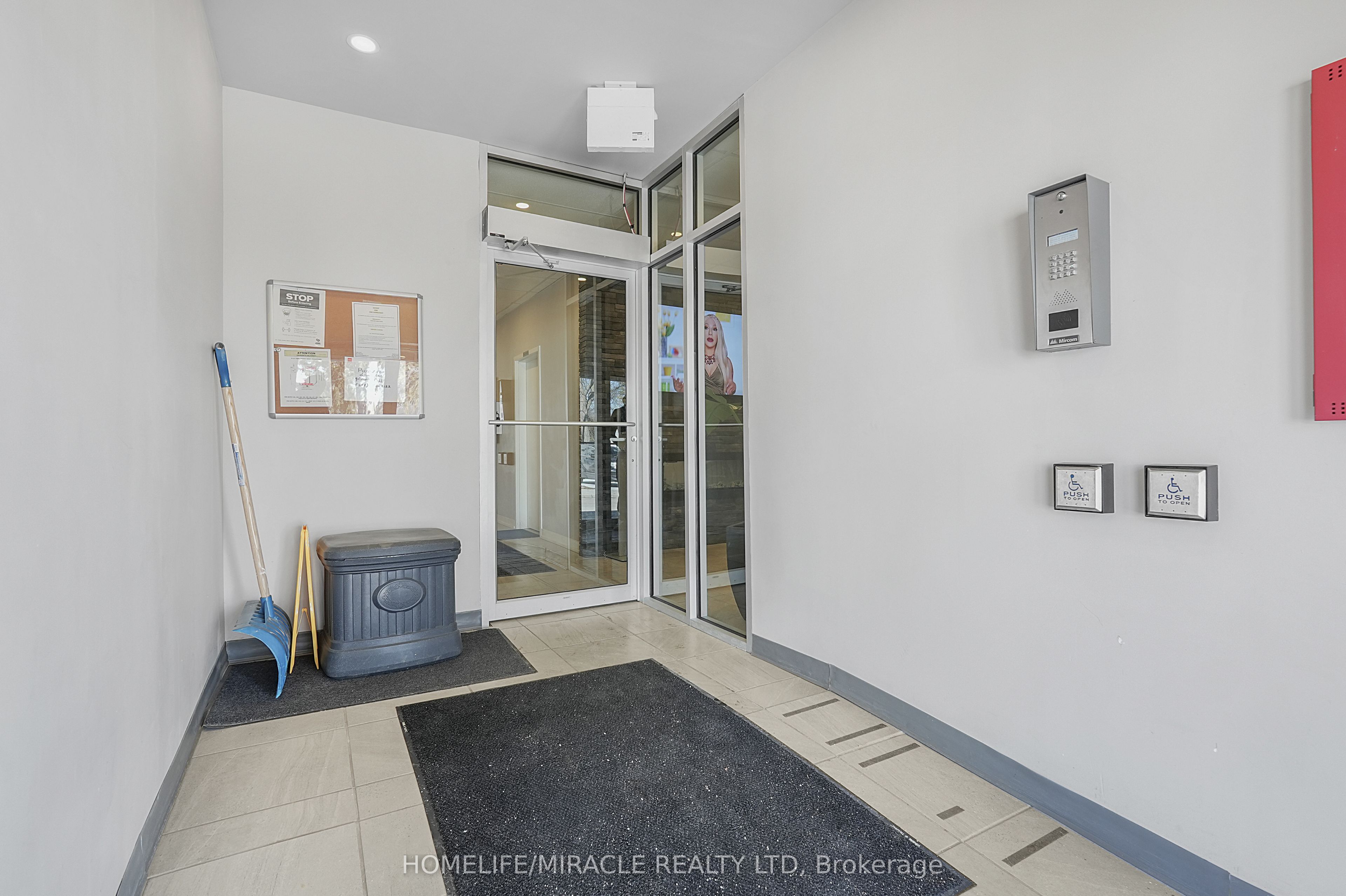 8-12 York Street Property Photo 3