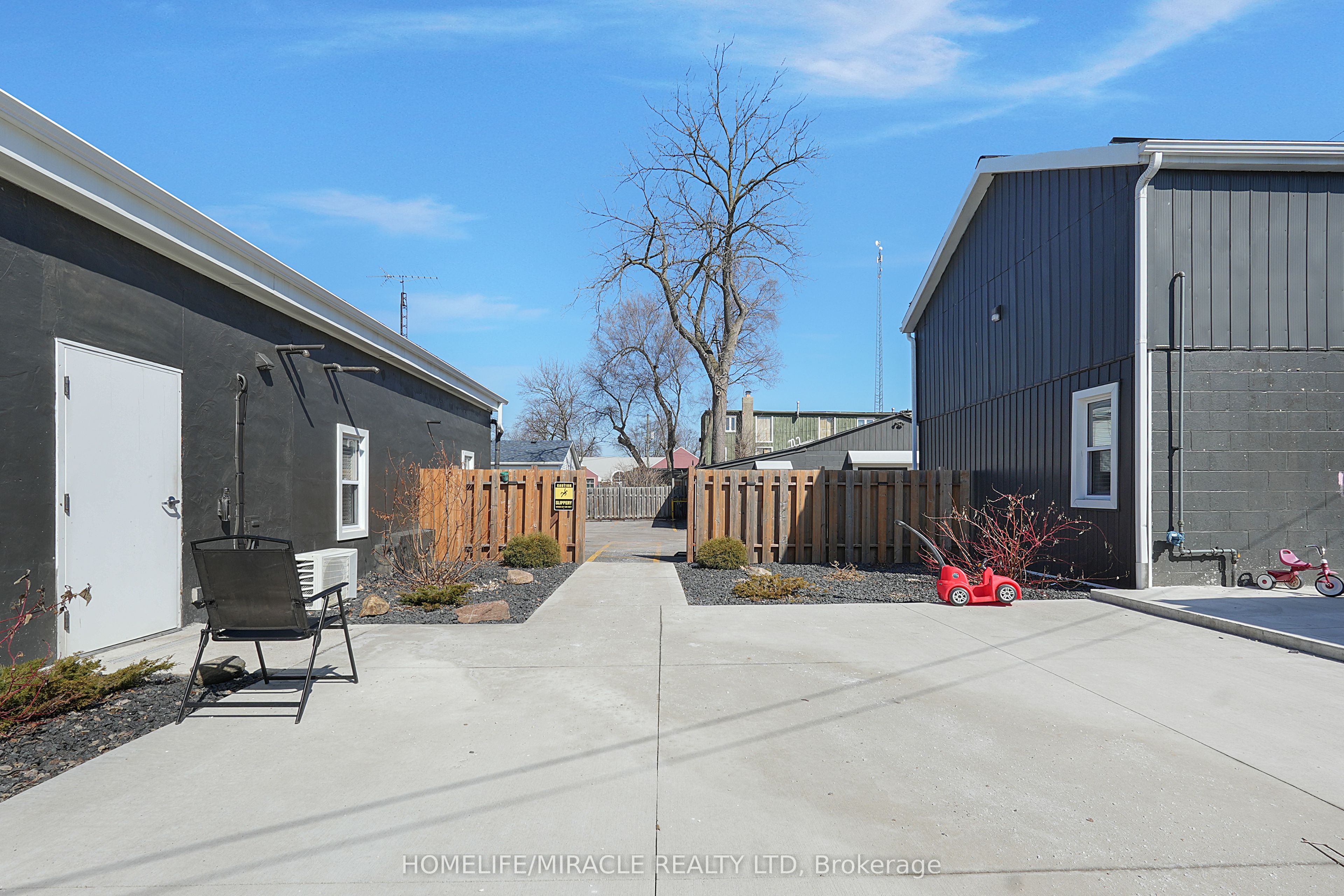 8-12 York Street Property Photo 27