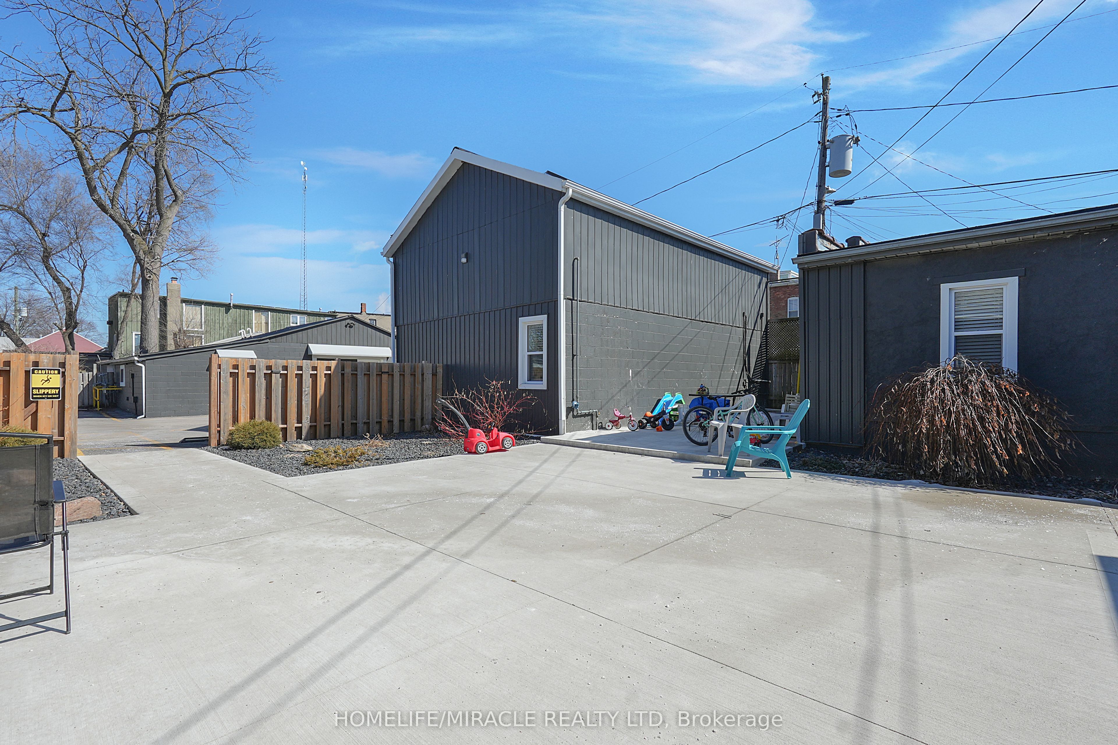 8-12 York Street Property Photo 28