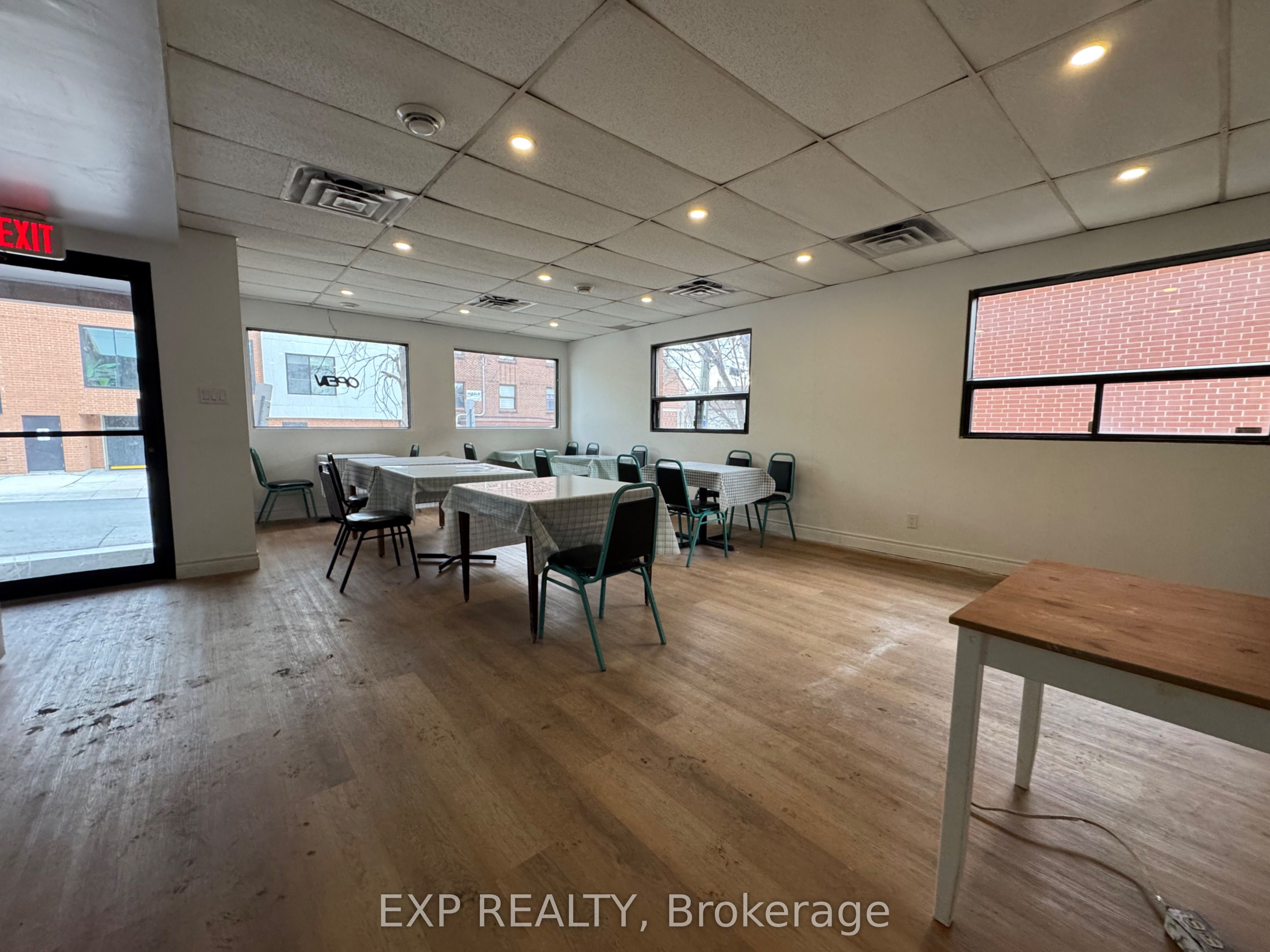 12 Lebreton Street Property Photo 4