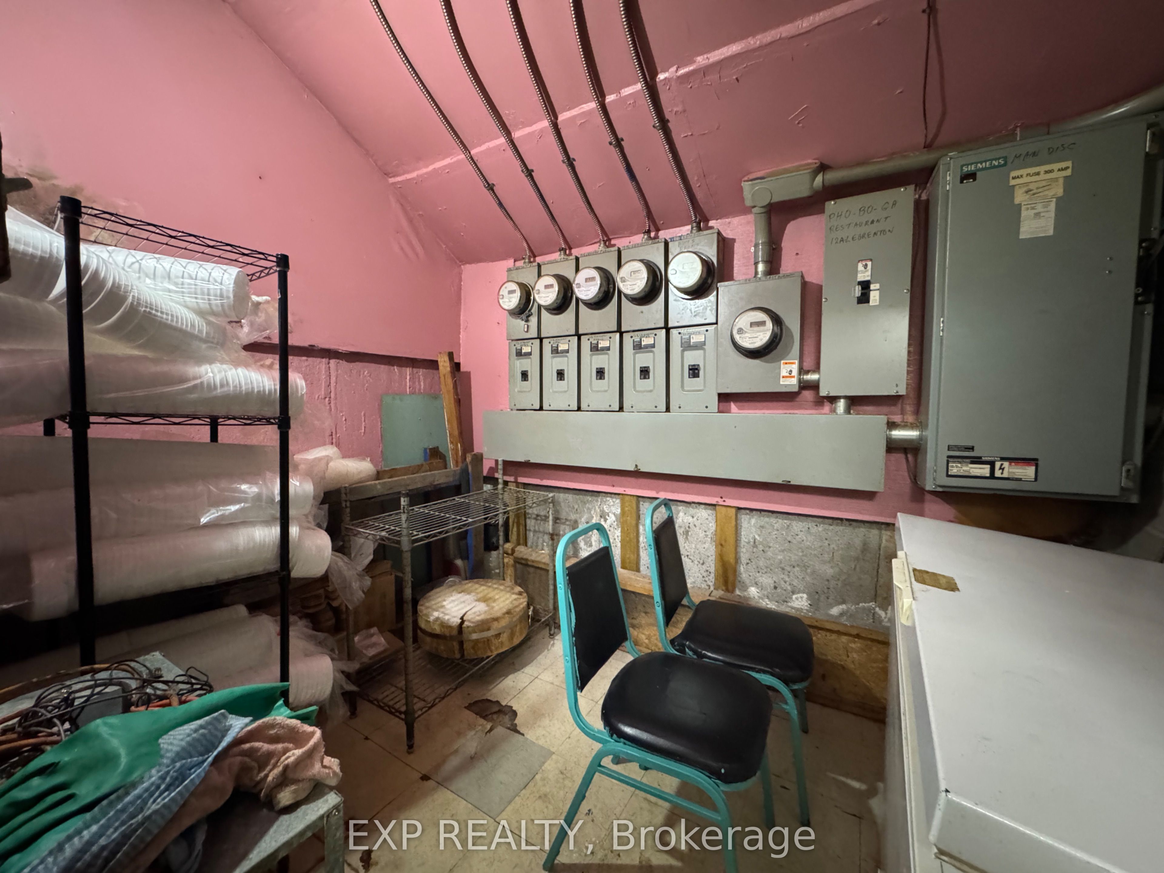 12 Lebreton Street Property Photo 7