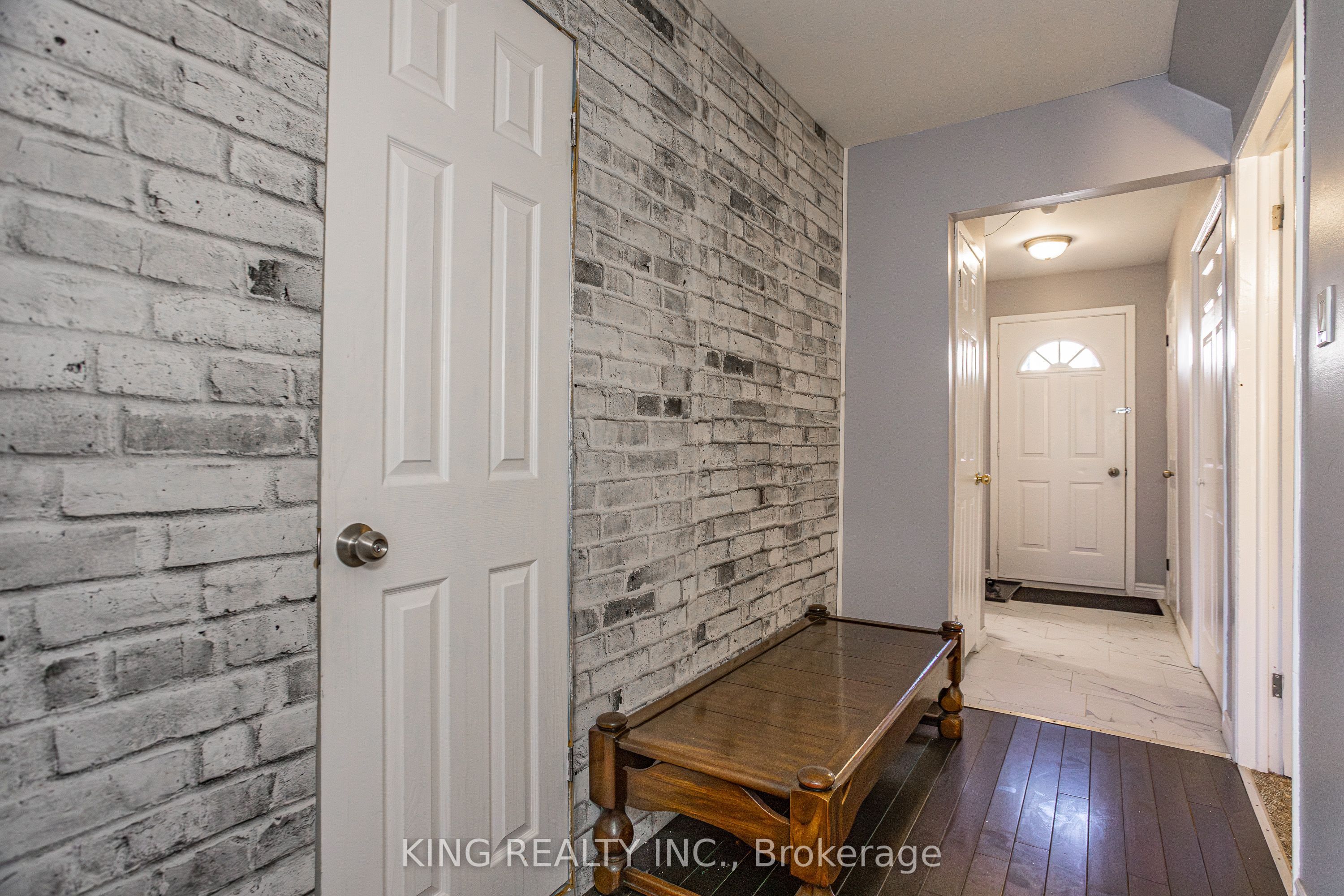 474 Southdale Road E 36 Property Photo 21