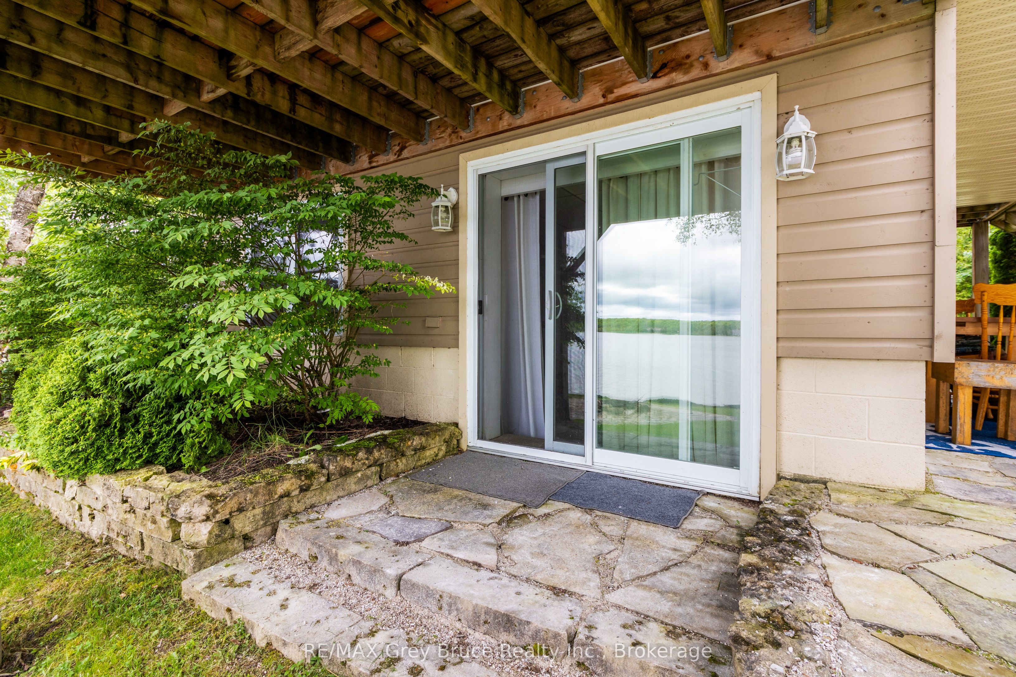 156 Miller Lake Shore Road Property Photo 23