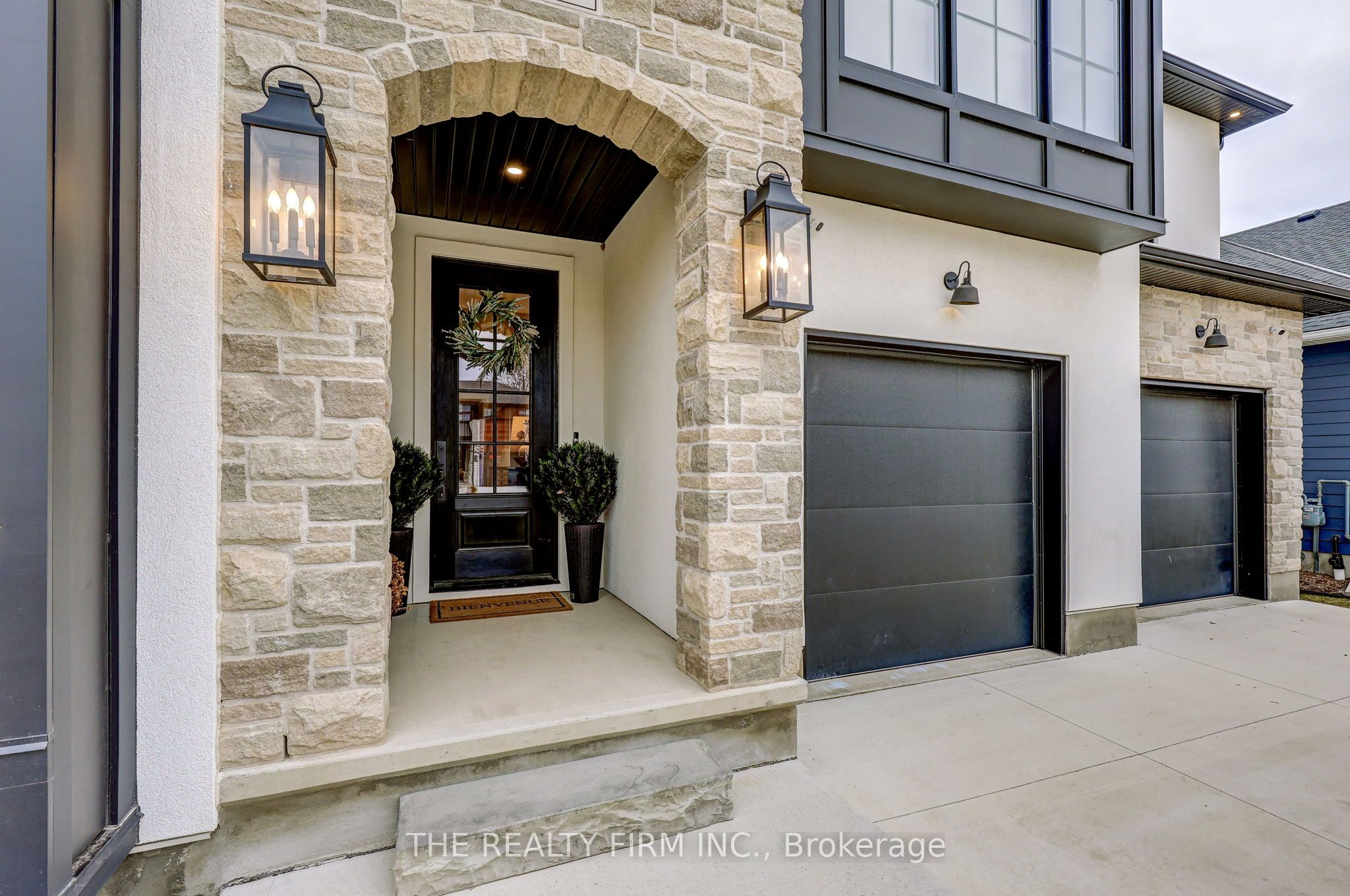 78 Optimist Drive Property Photo 3