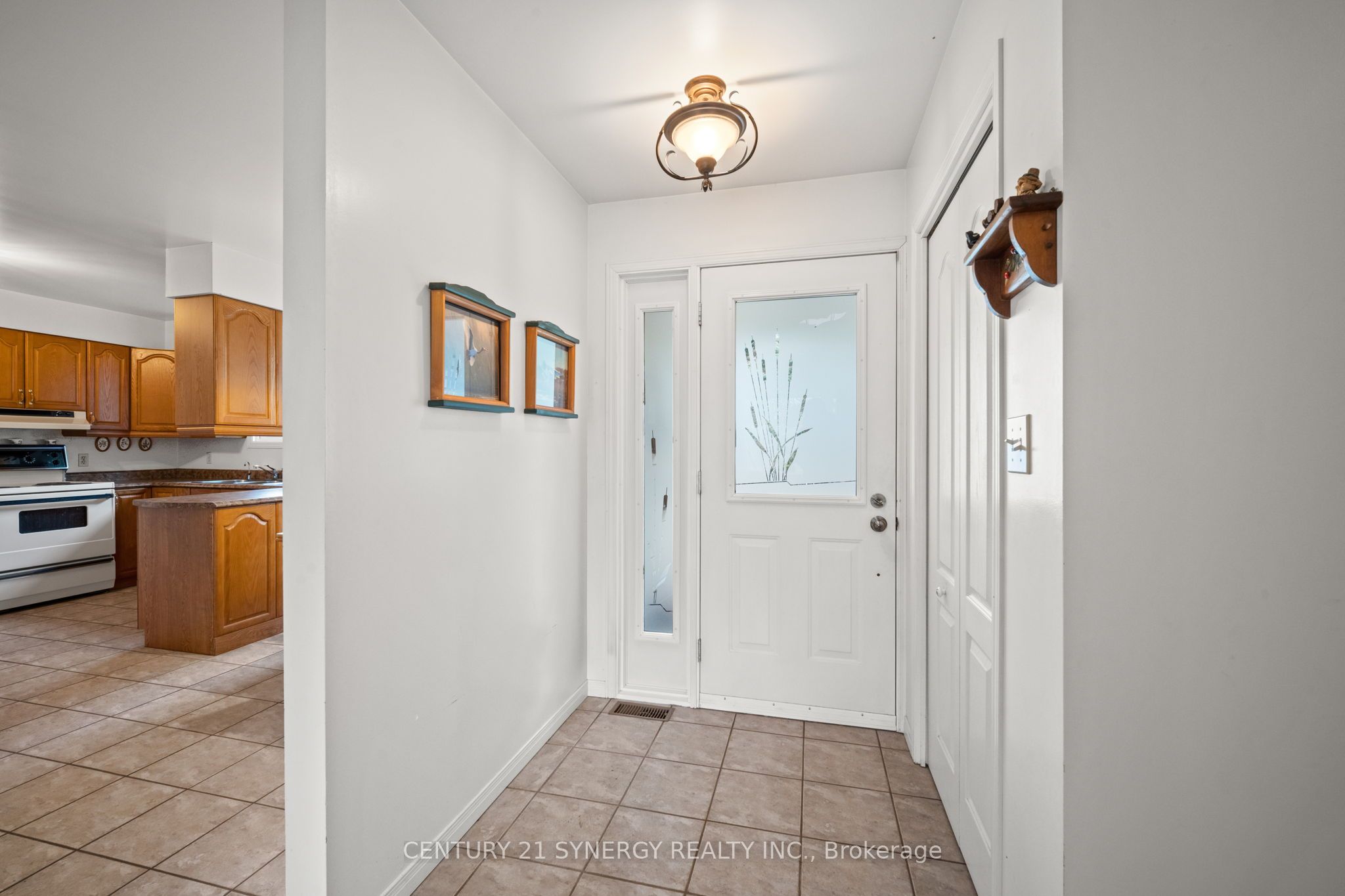 717 Townline Road Property Photo 4