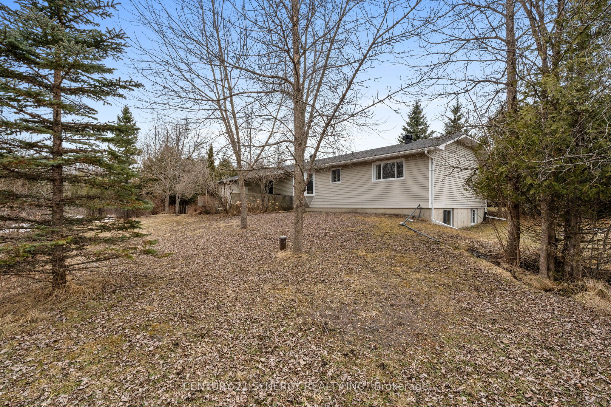 717 Townline Road Property Photo 31