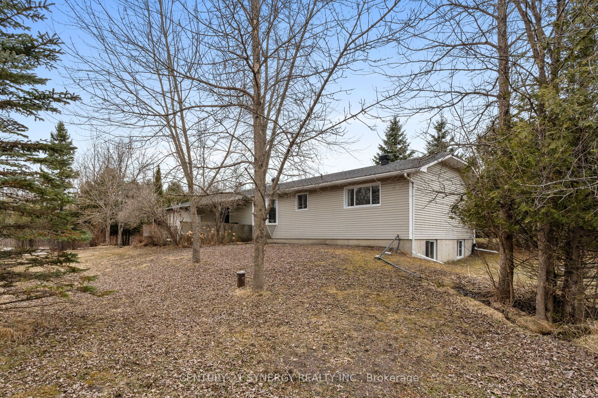 717 Townline Road Property Photo 32
