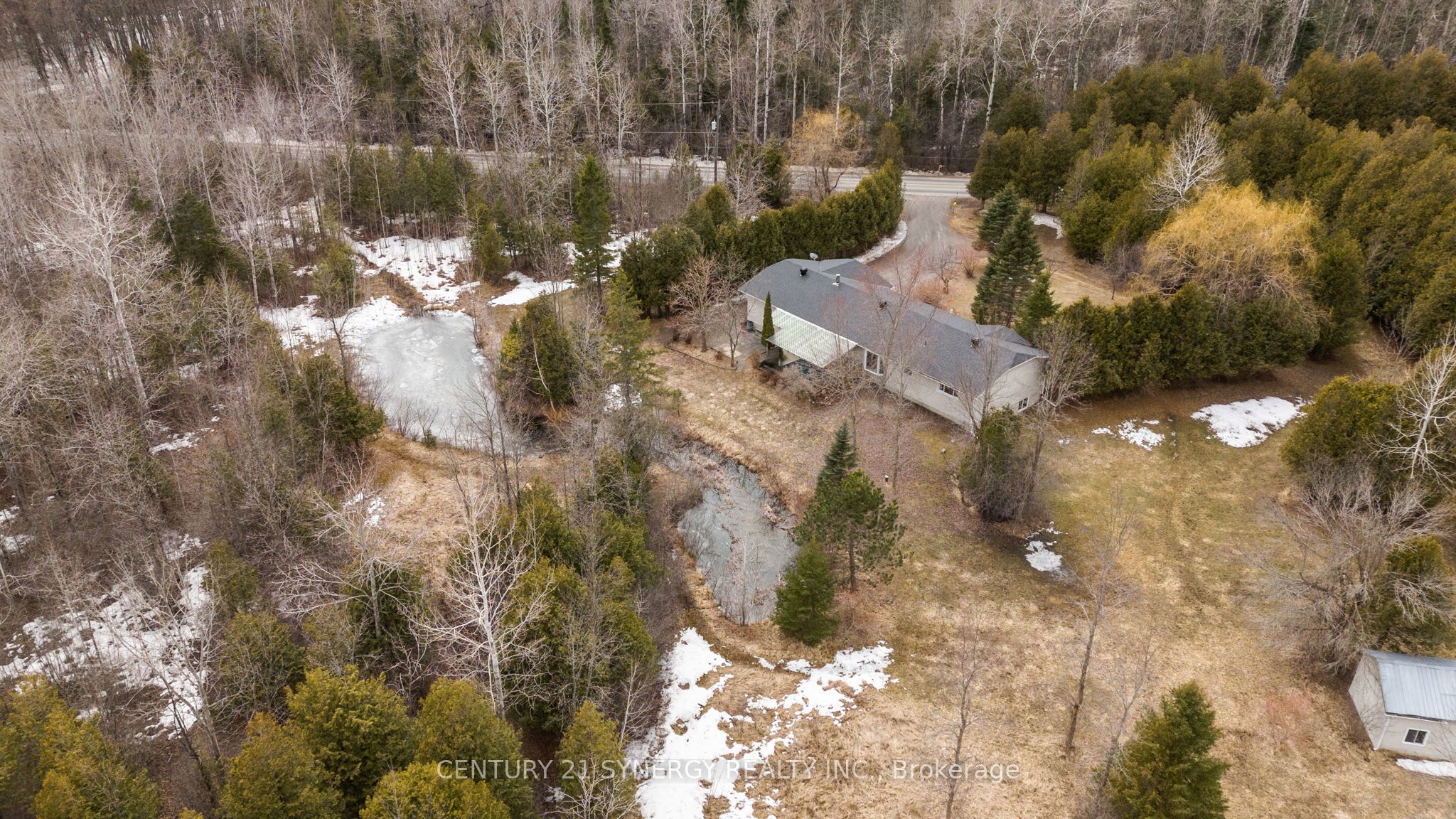 717 Townline Road Property Photo 37