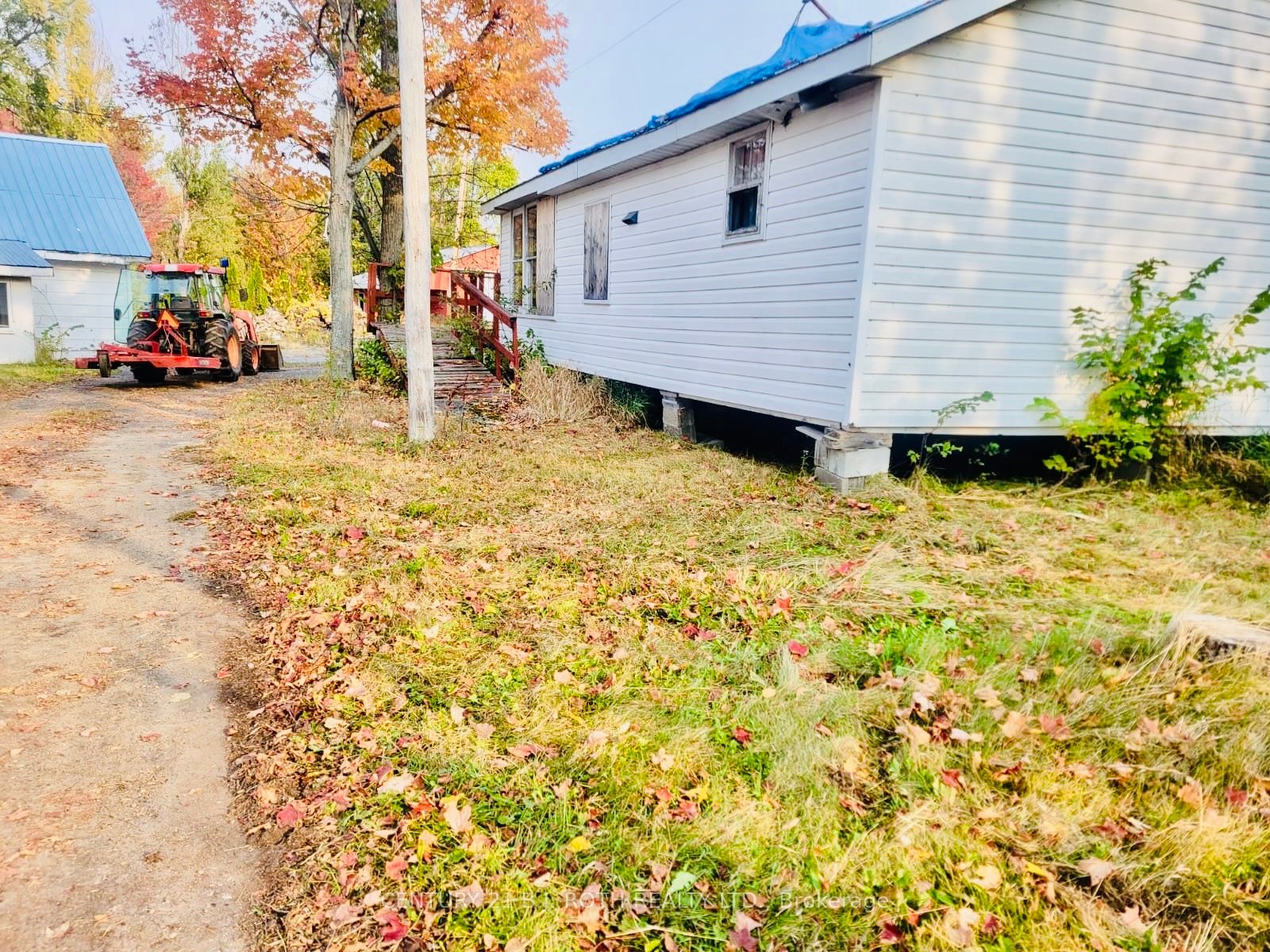 270 Pierre Road Property Photo 8
