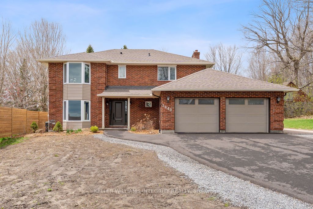 3440 Woodroffe Ave Property Photo