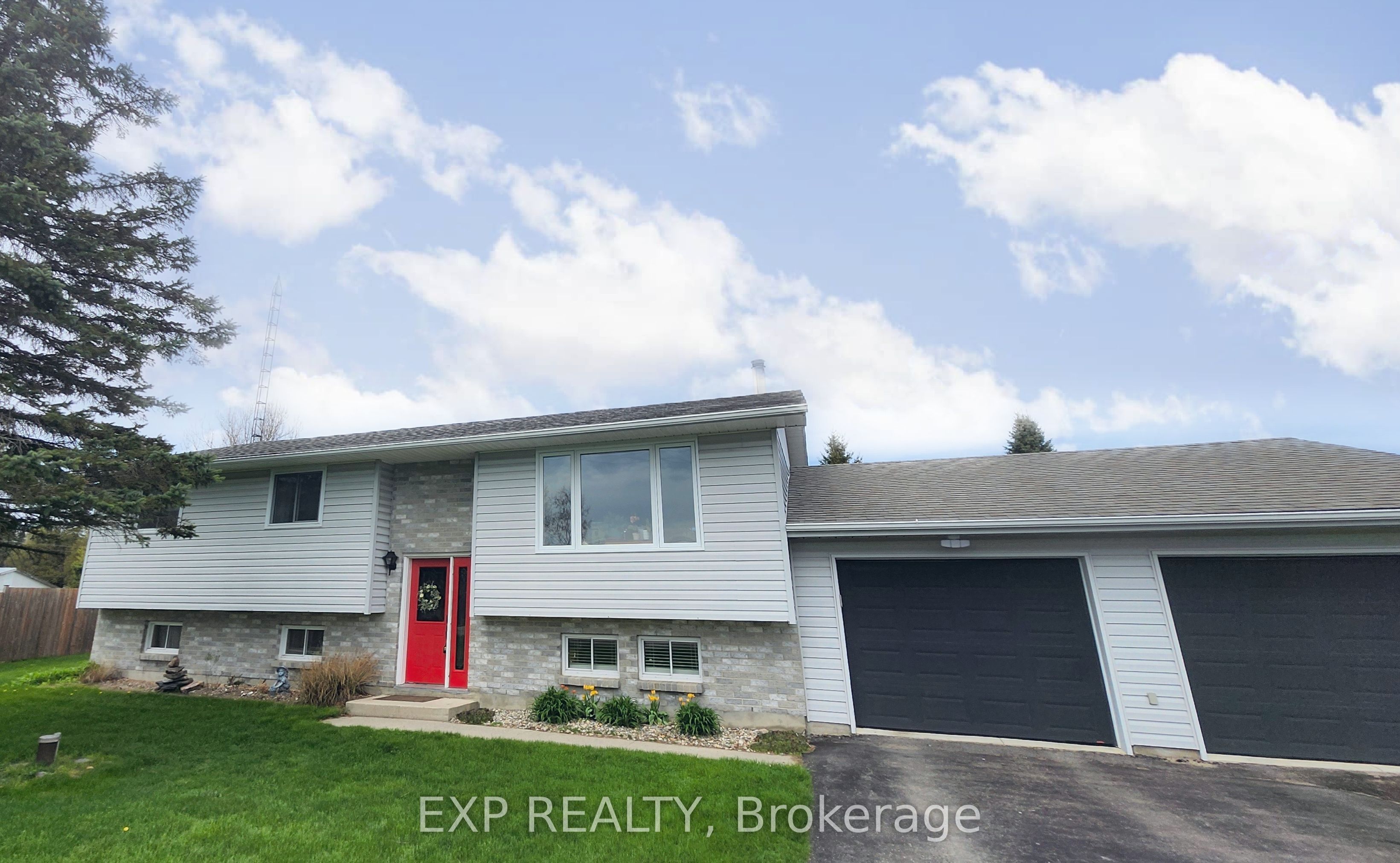 4020 Glen Smail Road Property Photo