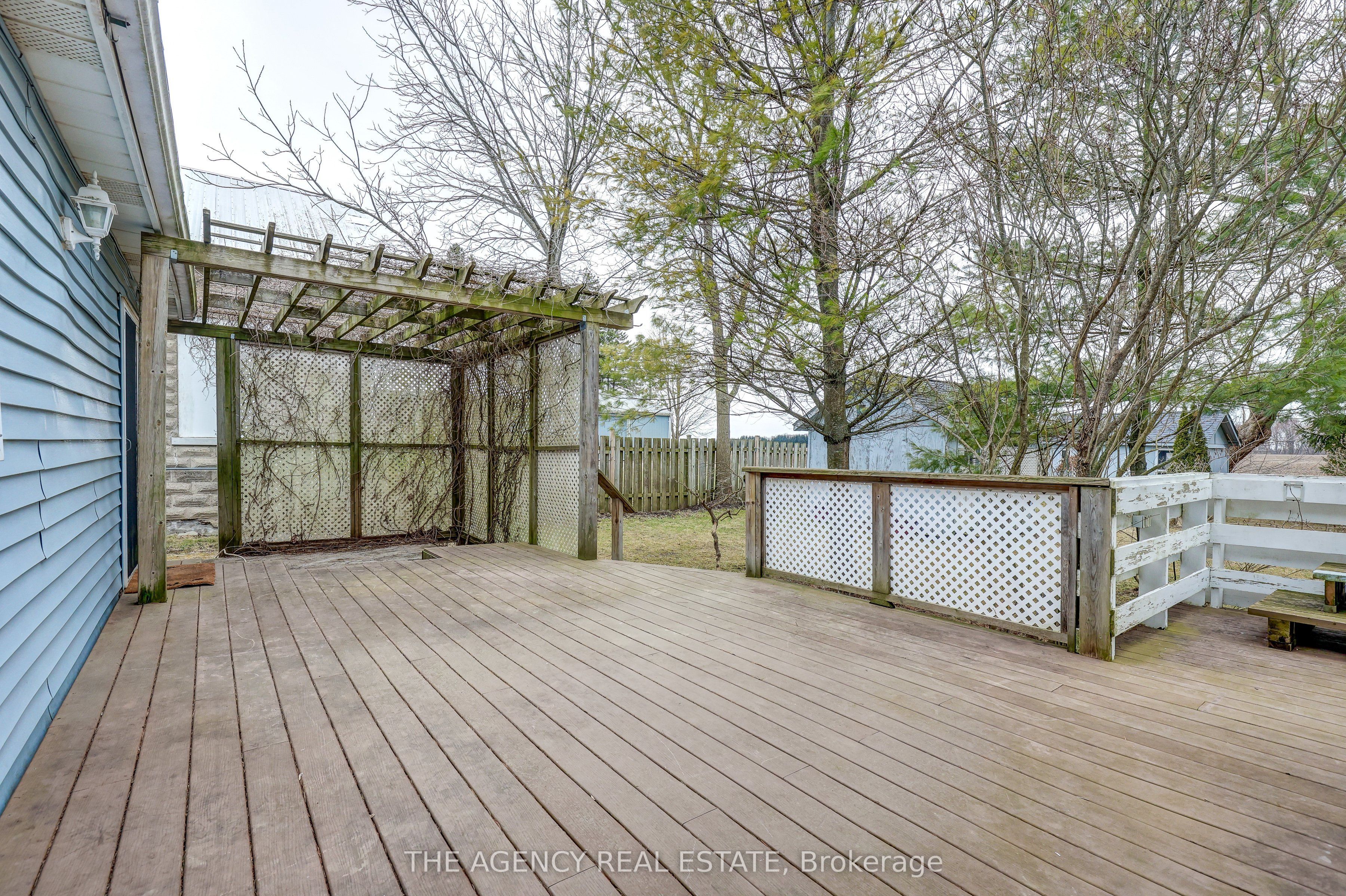 312905 Dereham Line Property Photo 32