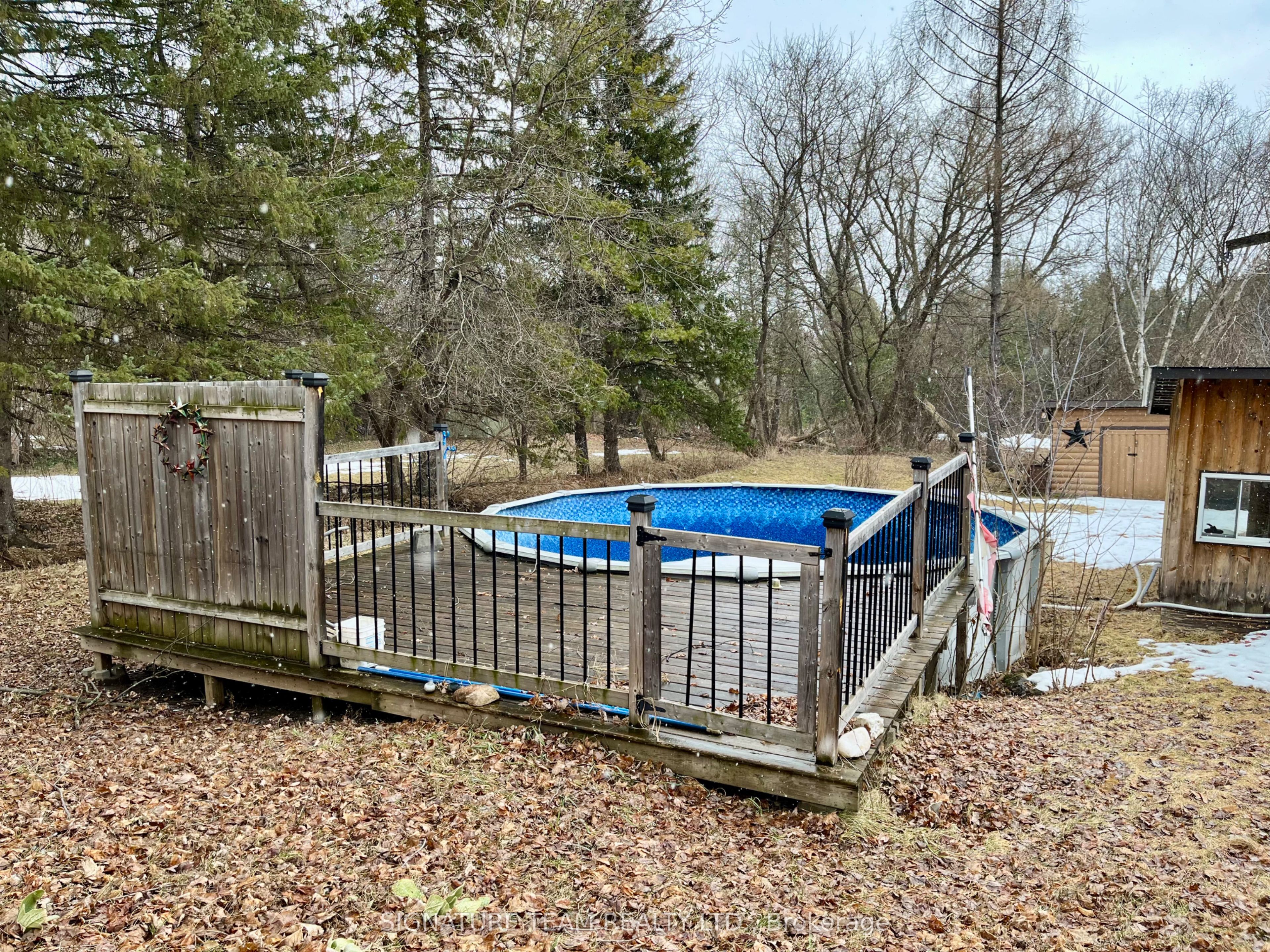 169 Bonnechere Street Property Photo 13