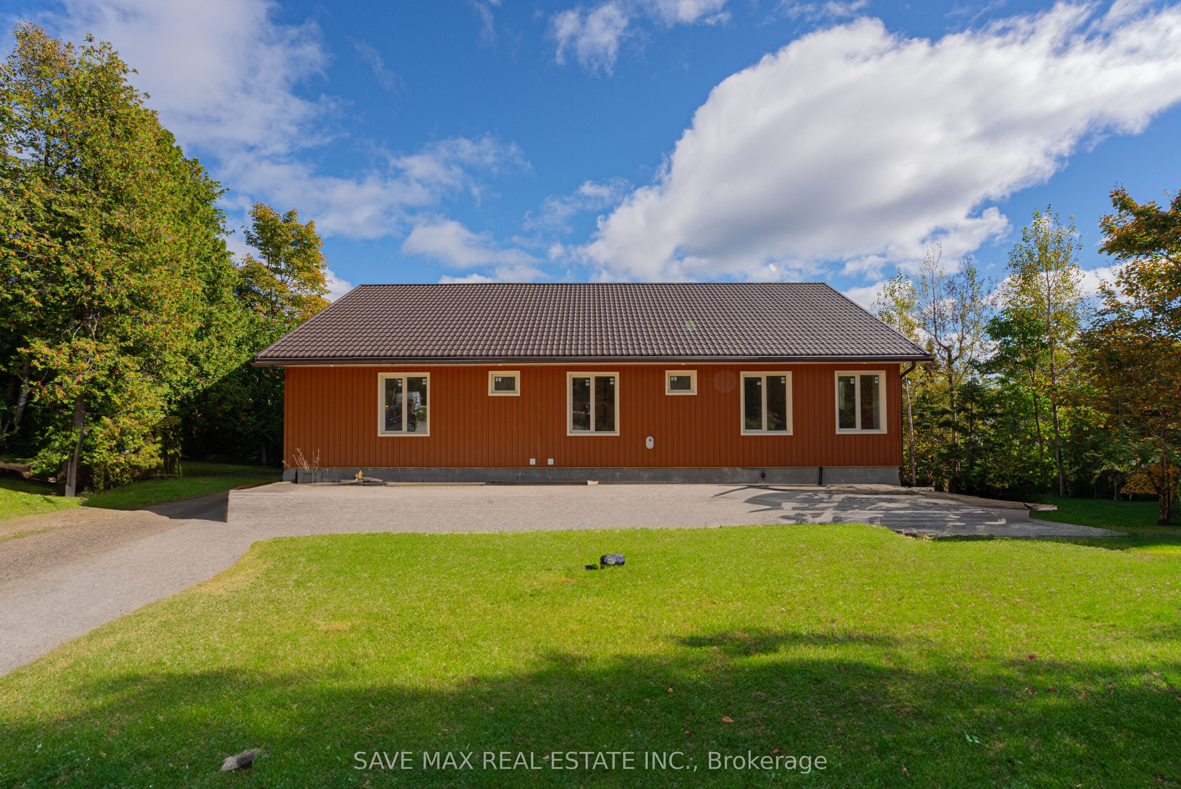 120 Mckague Road Property Photo 2
