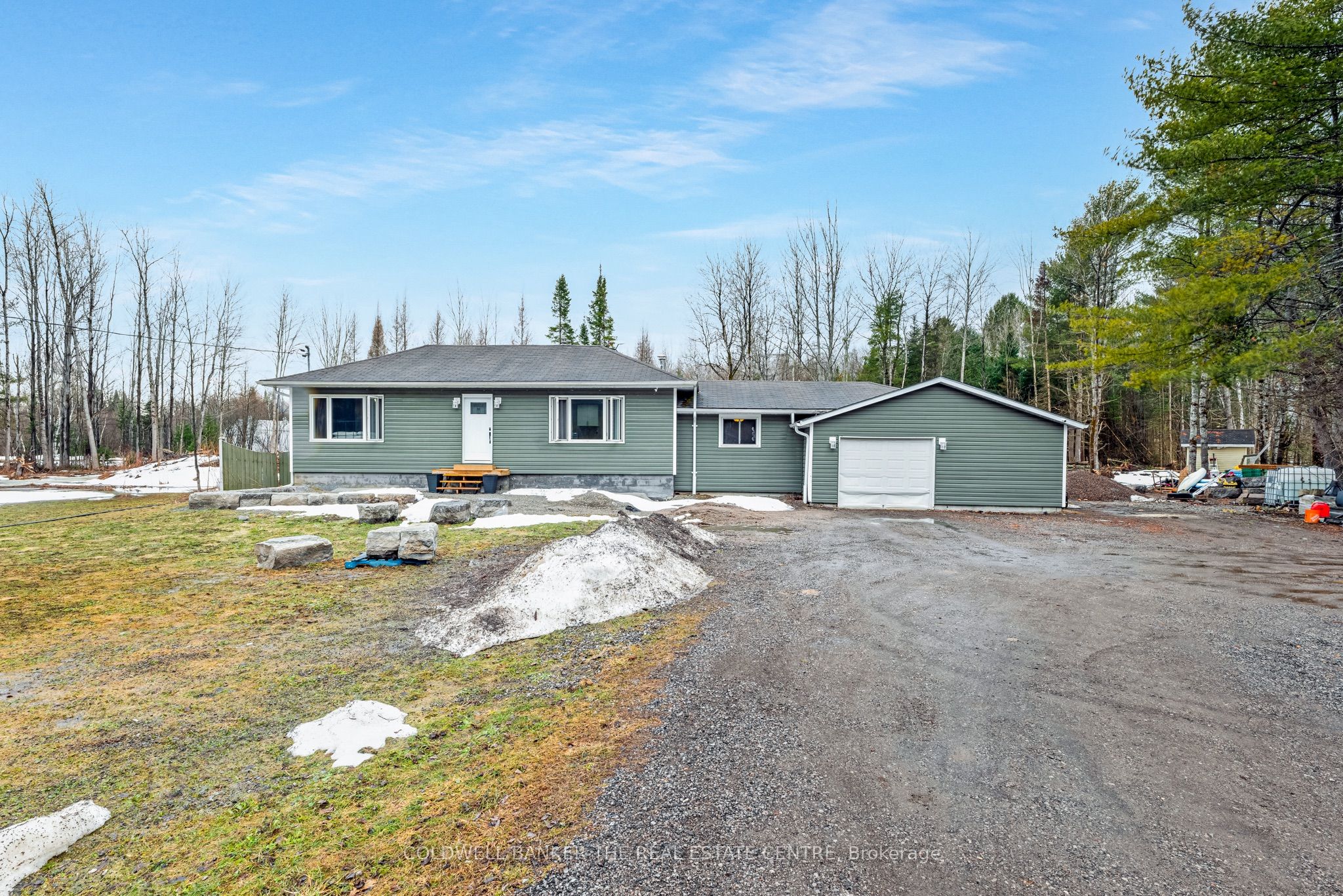 7629 Hwy 35 Property Photo 3