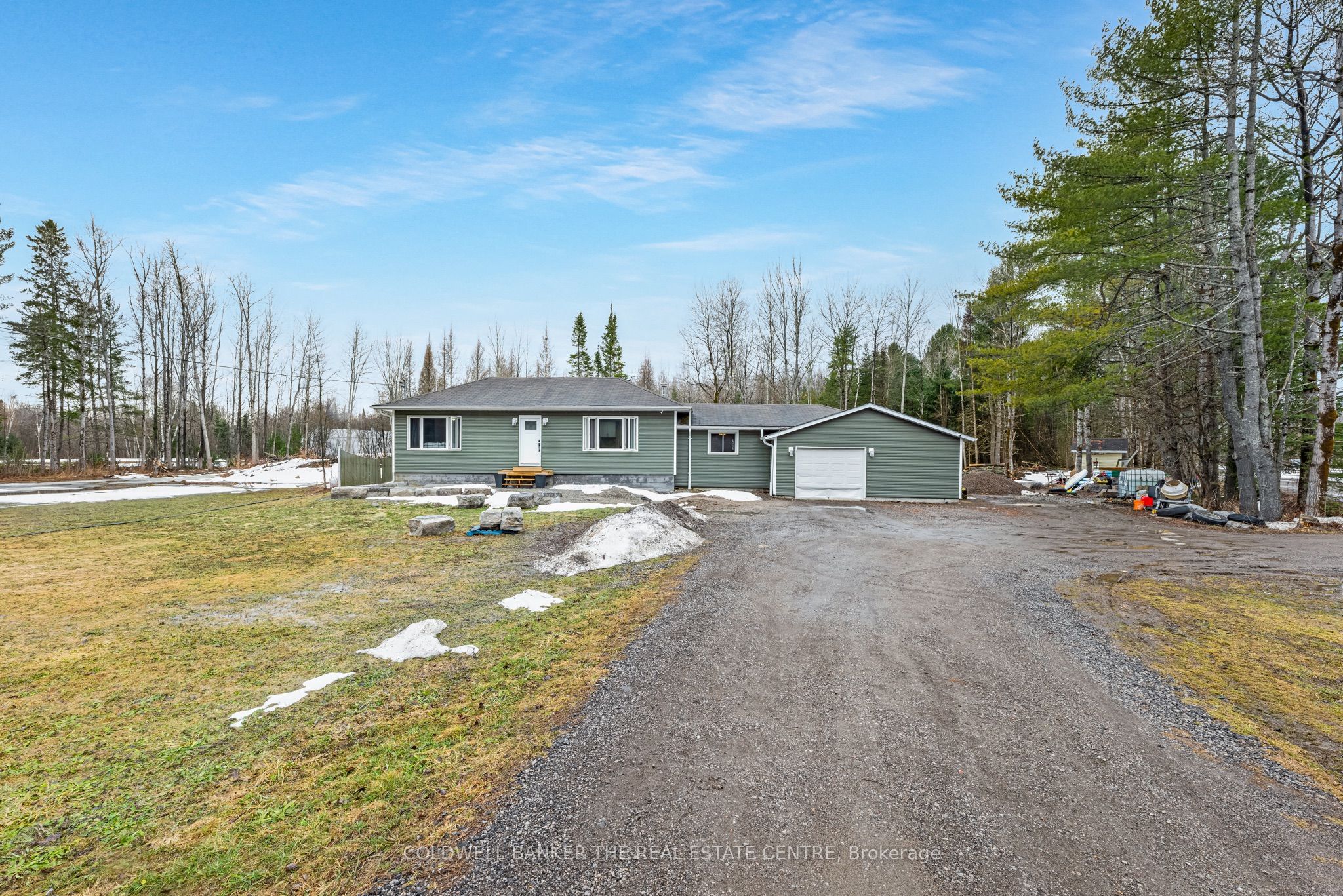 7629 Hwy 35 Property Photo 4