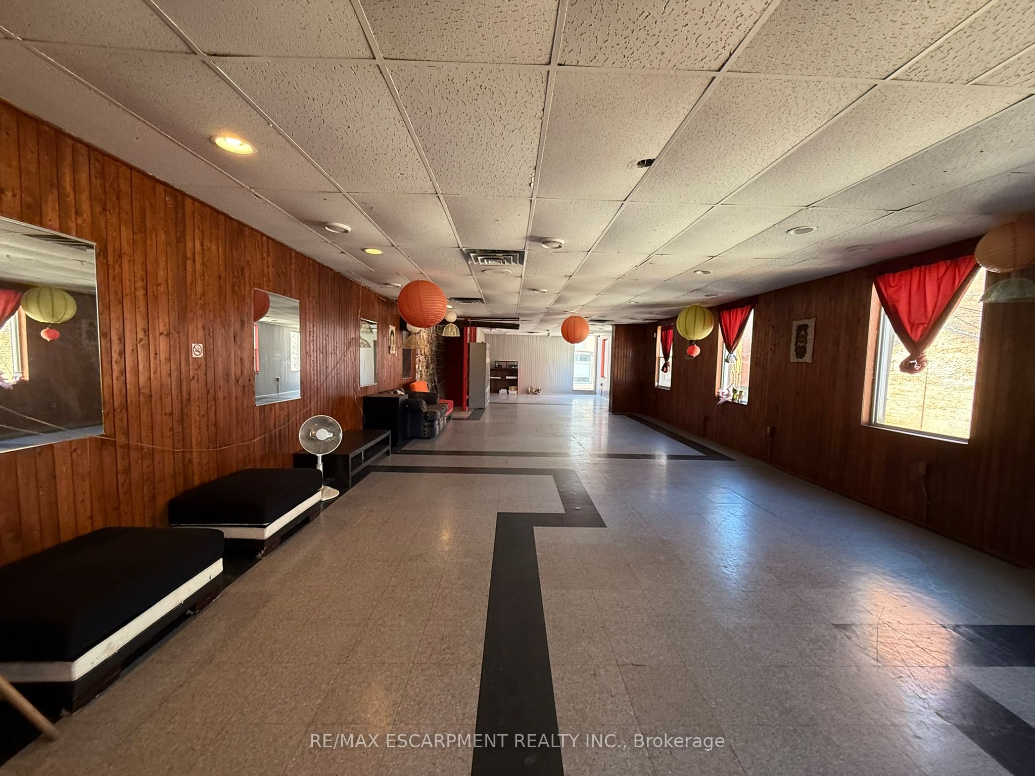 11 Walnut Street Property Photo 20