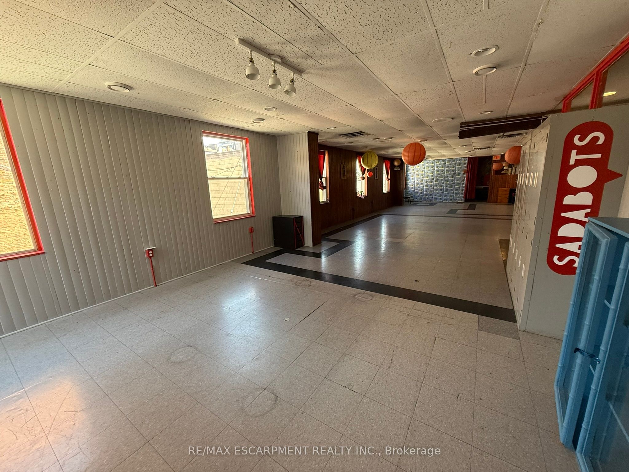 11 Walnut Street Property Photo 26