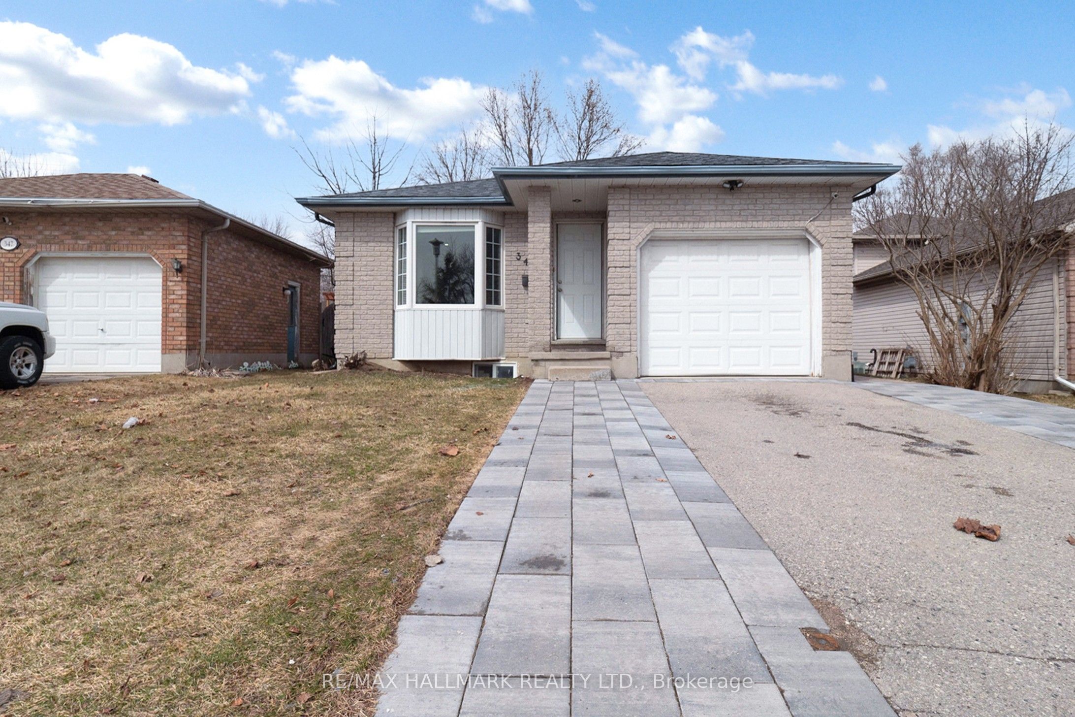 343 Fleming Dr Property Photo