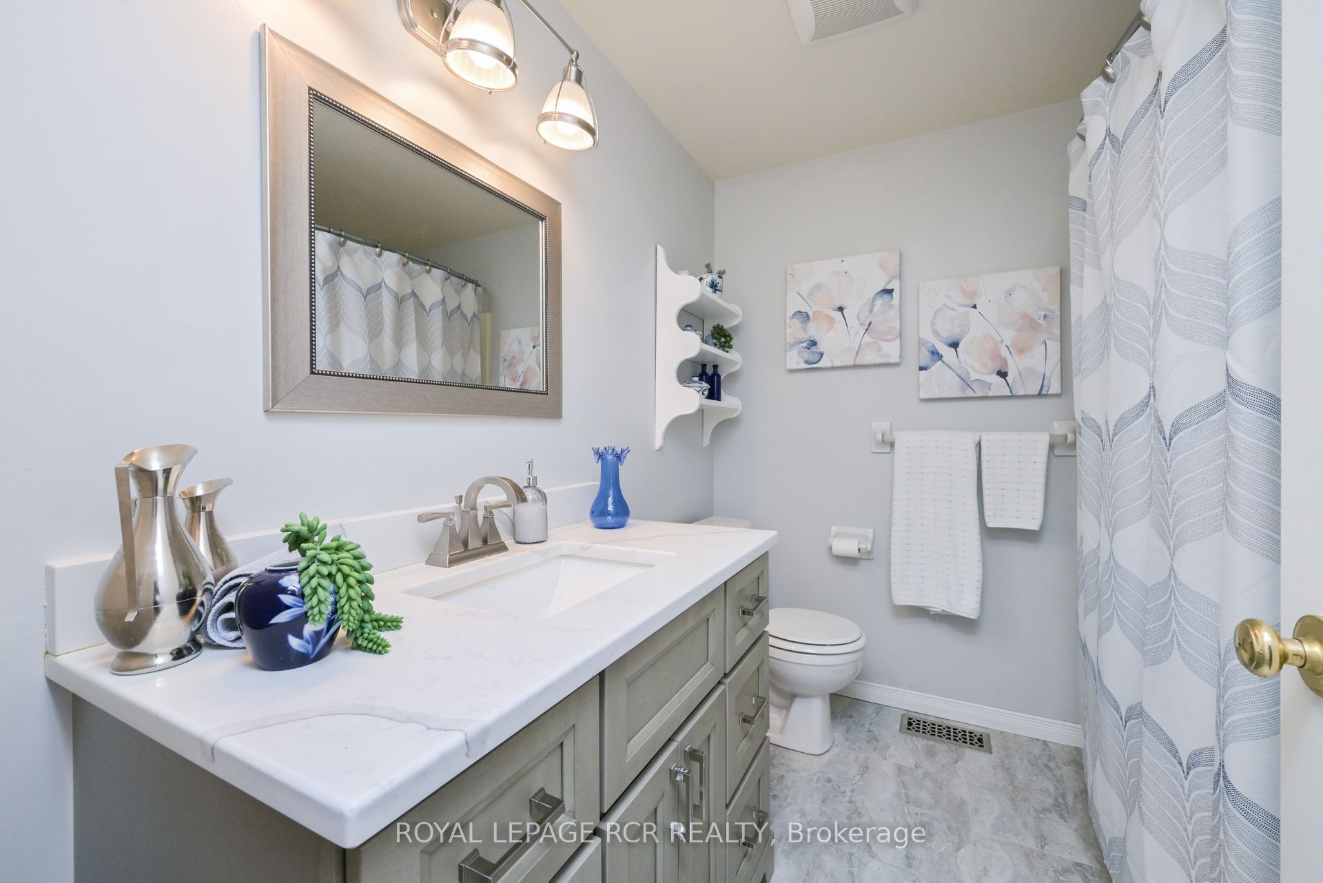 26 Patrick Boulevard Property Photo 14