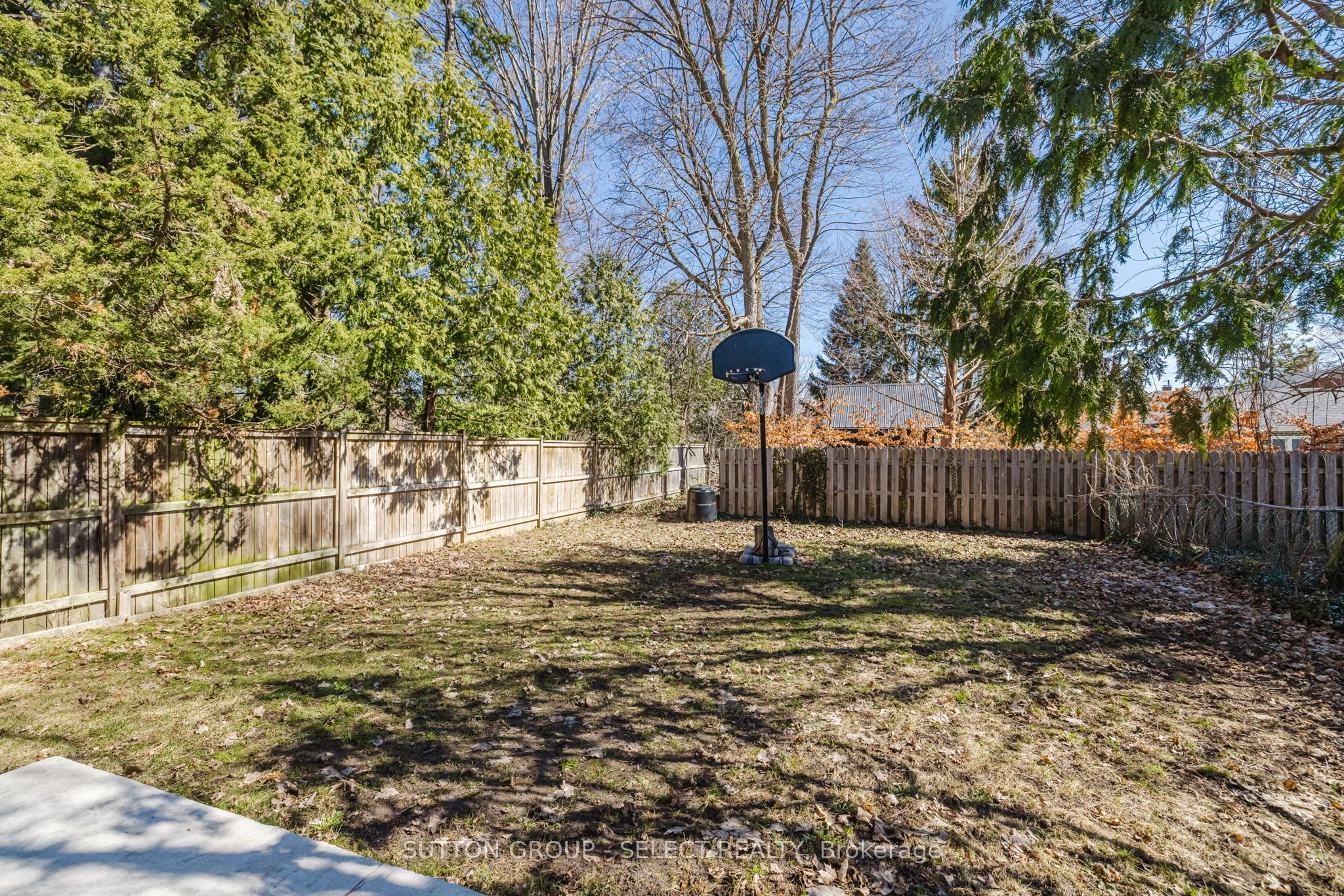 14 Willingdon Avenue Property Photo 5
