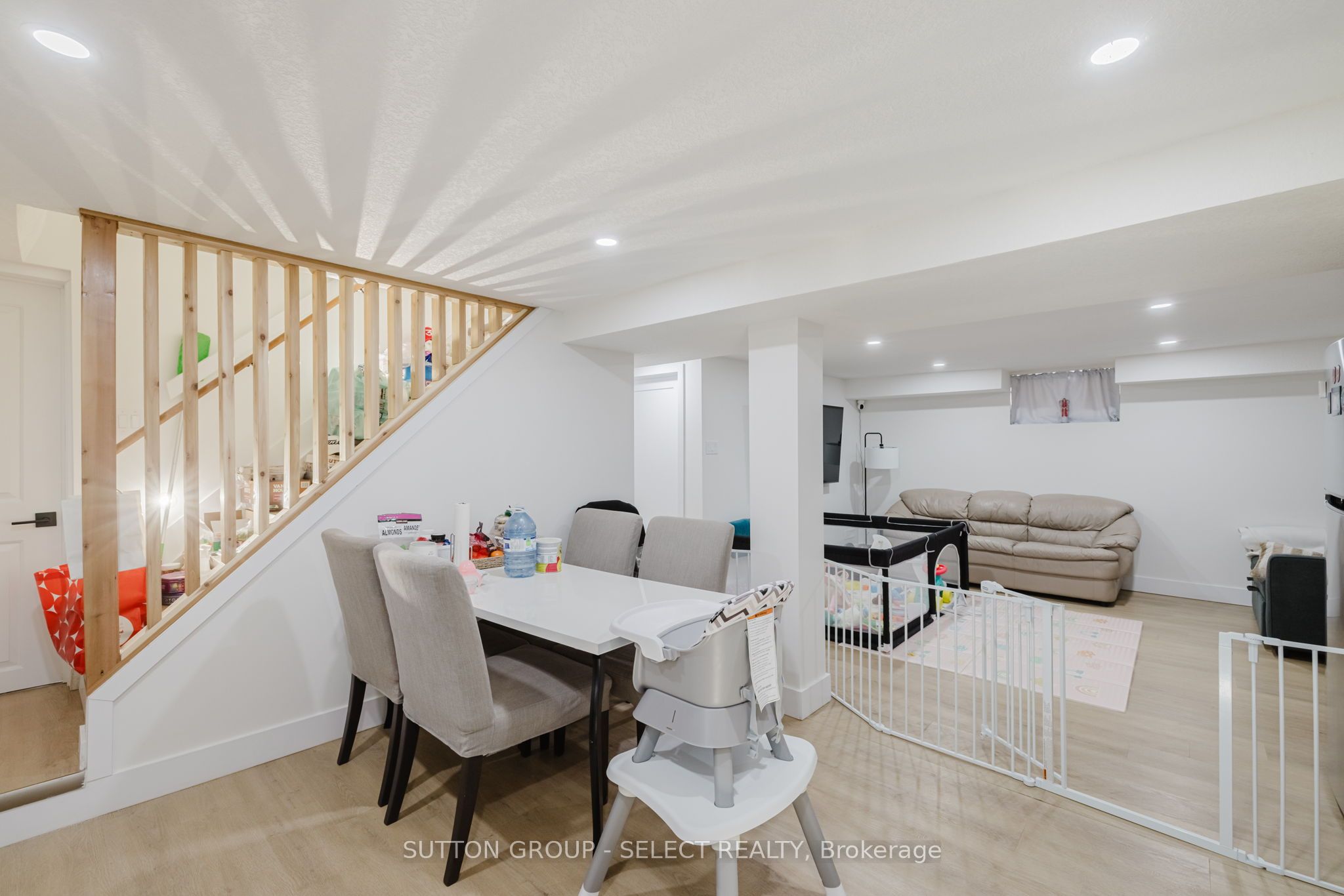14 Willingdon Avenue Property Photo 28