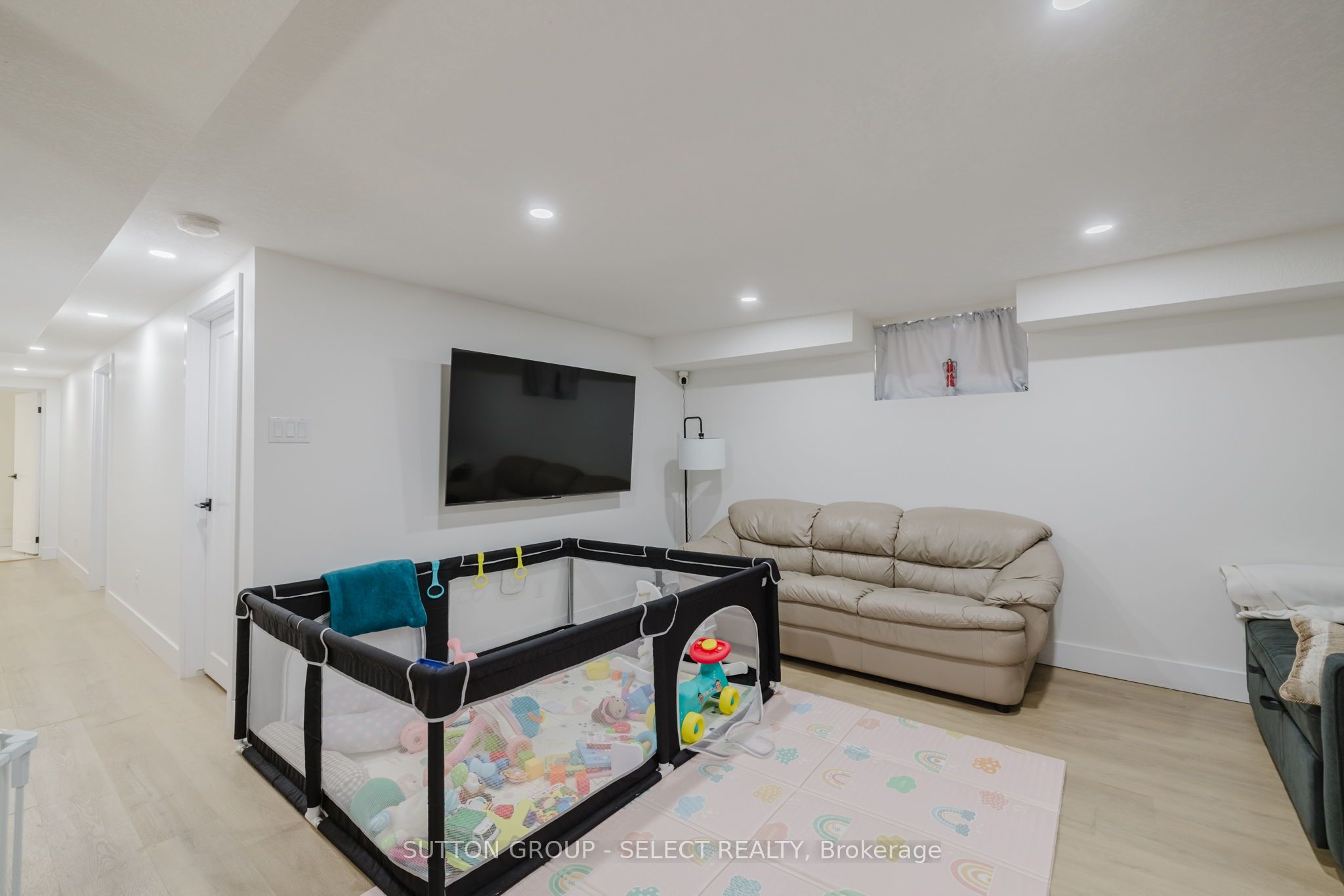 14 Willingdon Avenue Property Photo 29