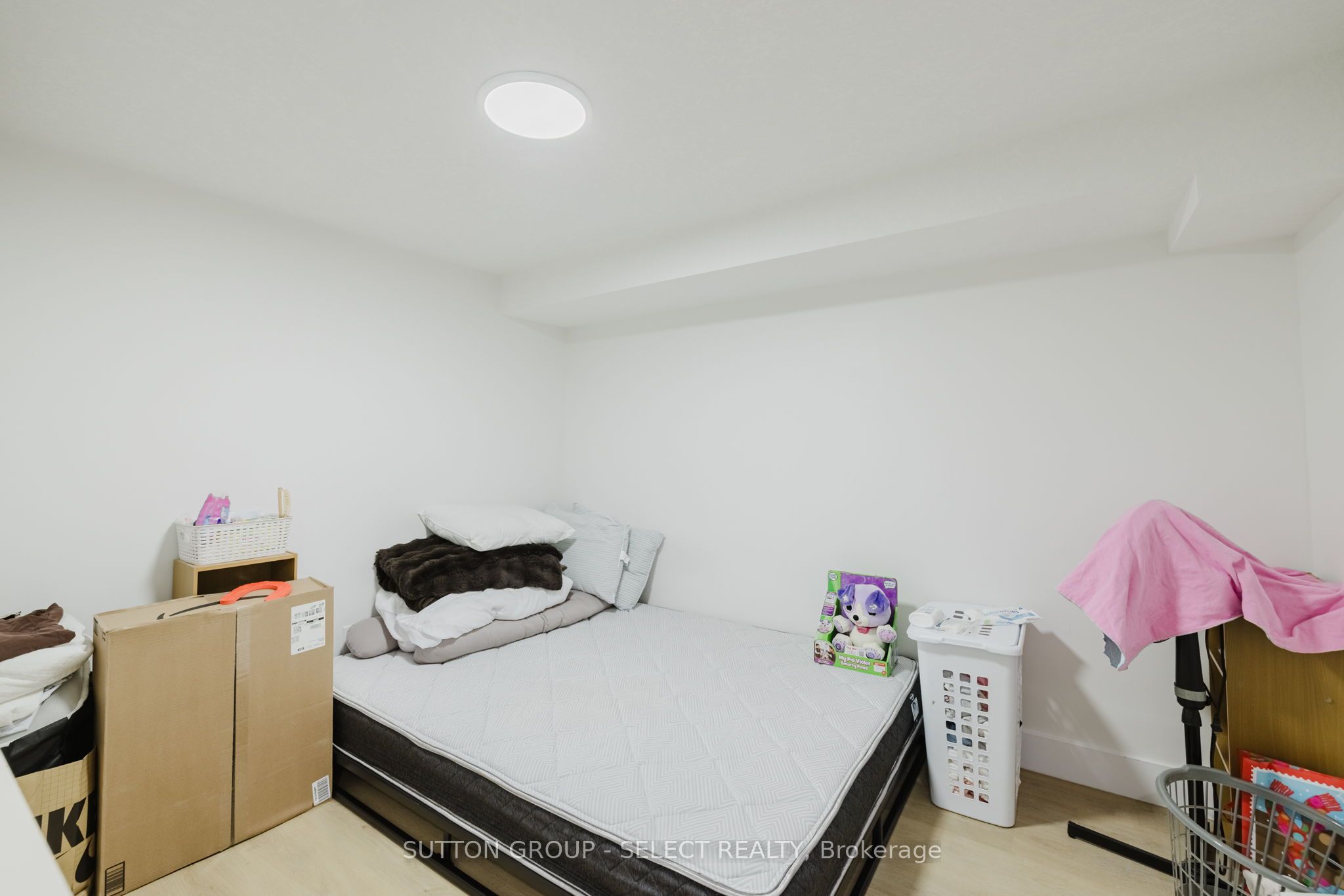 14 Willingdon Avenue Property Photo 31