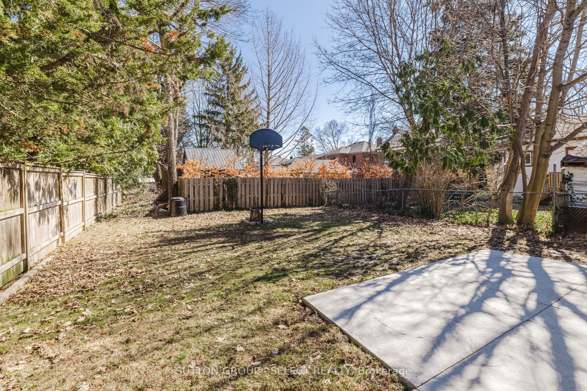 14 Willingdon Avenue Property Photo 33