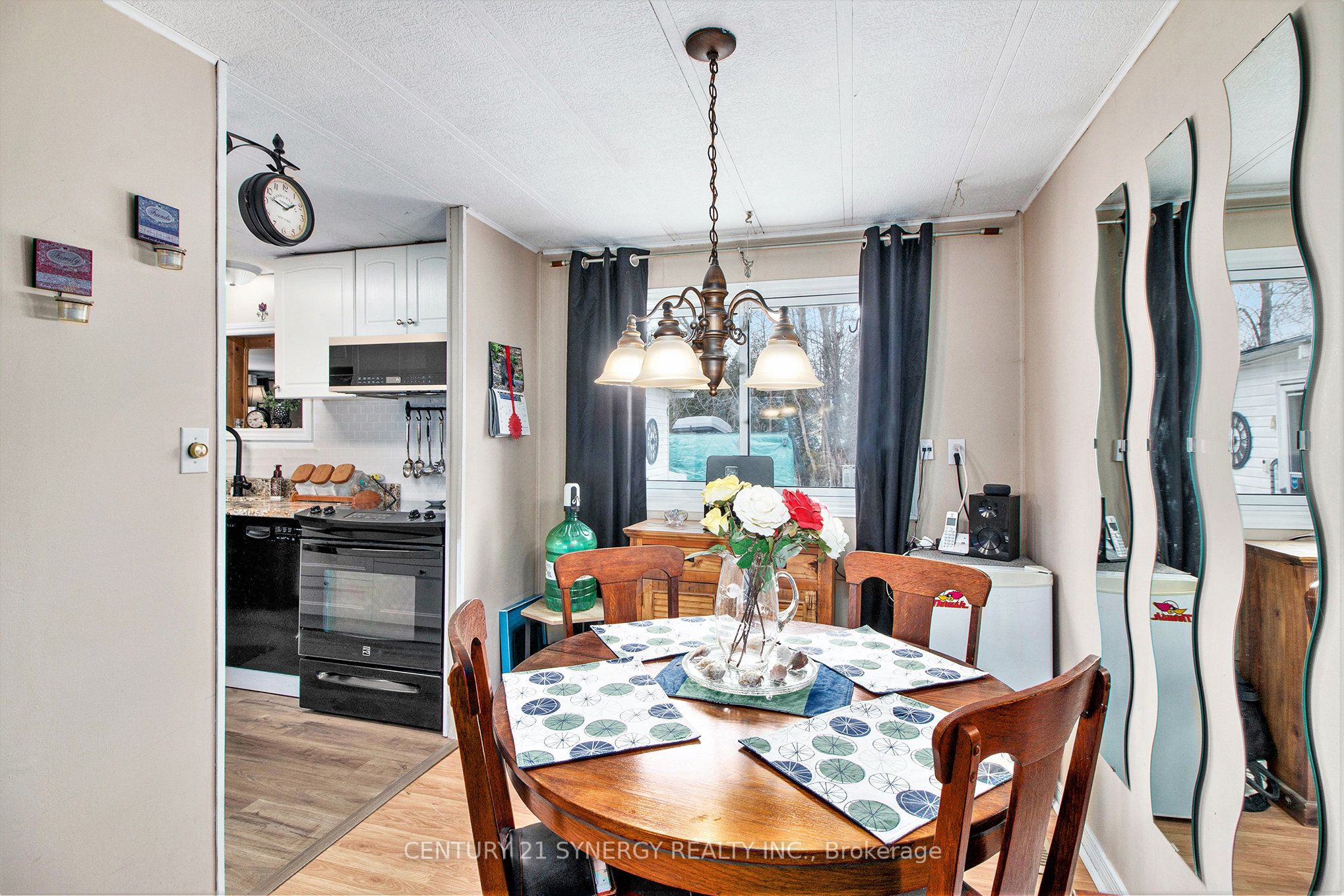 27 Cassell Lane Property Photo 8