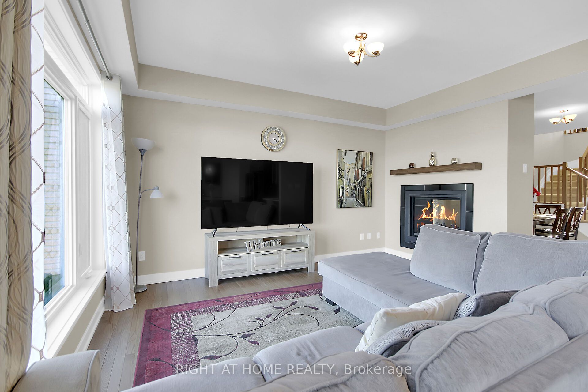 935 Embankment Street Property Photo 20