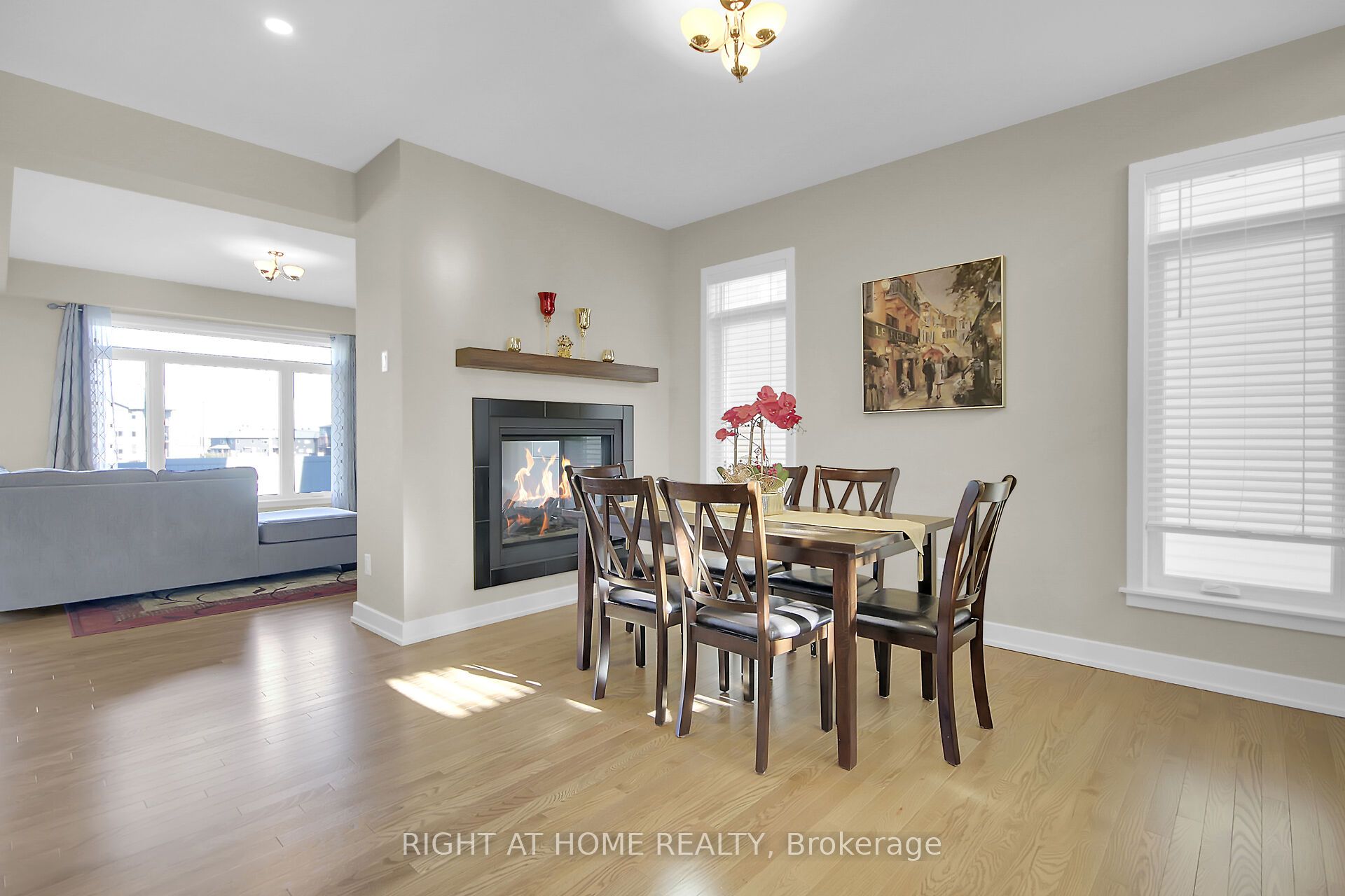 935 Embankment Street Property Photo 21